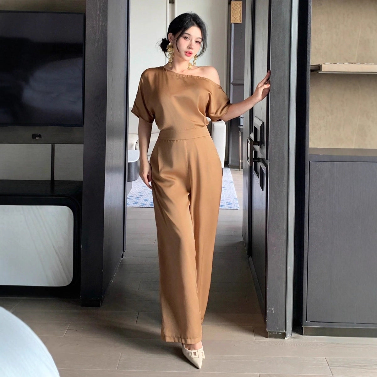 Short sleeved slim fitting jumpsuit for women