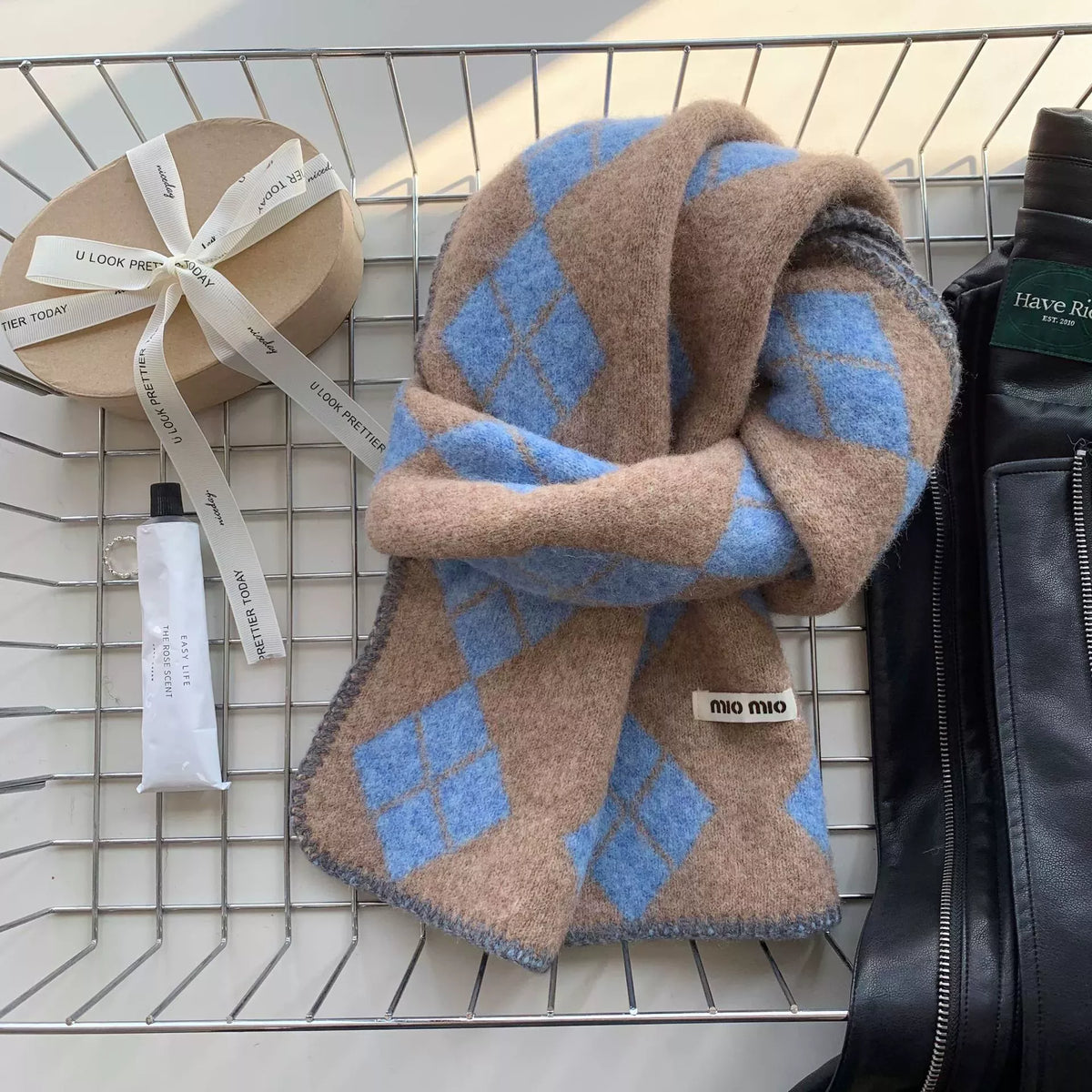 Argyle Pattern Warm Scarf - Mocha - View 8