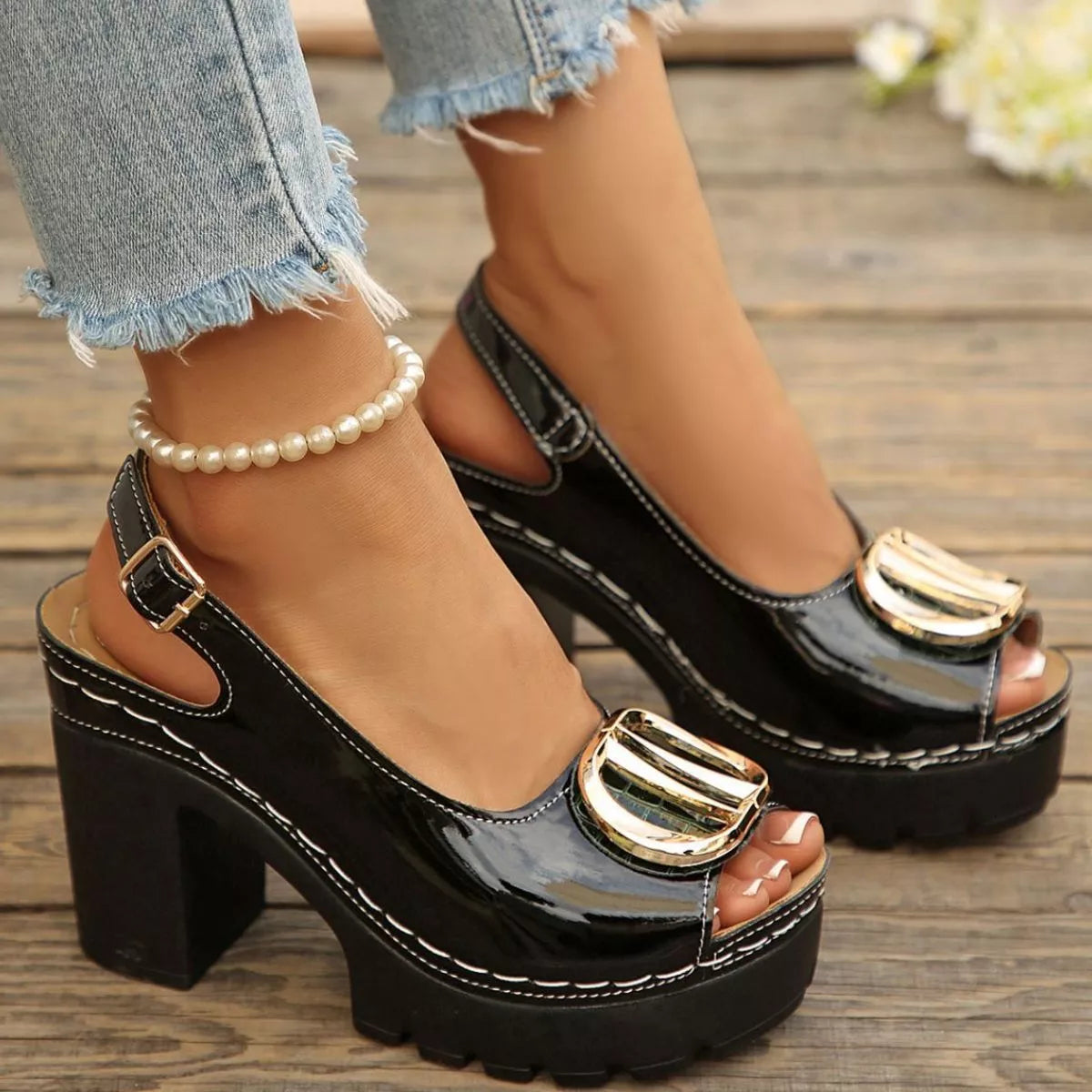 Peep Toe Block Heels Sandals - Black - View 10