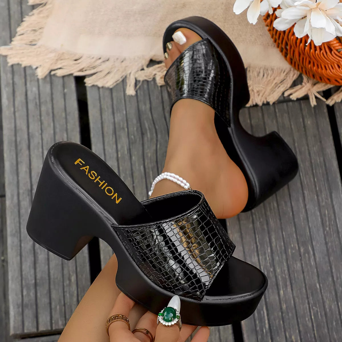 Open Toe Block Heels Sandals - Black - View 7