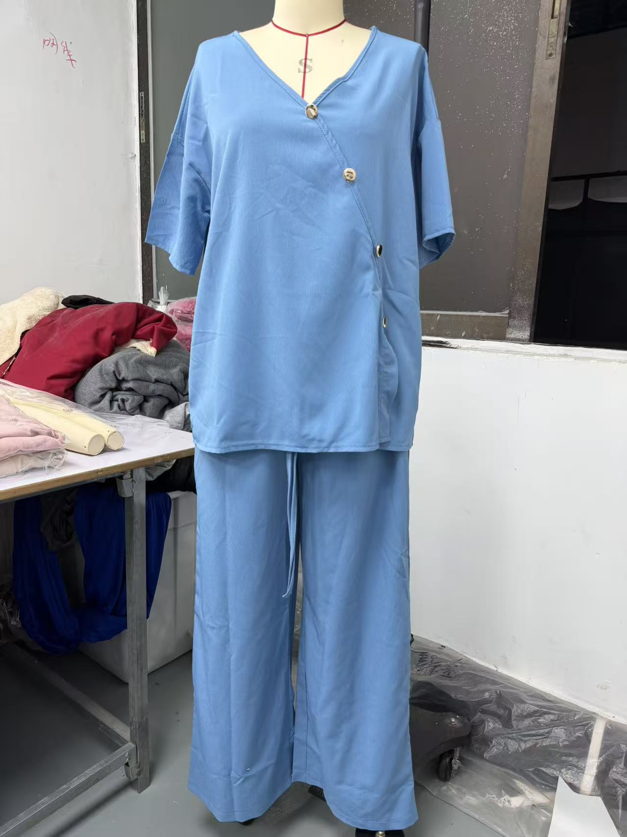 Women's Fashion Casual Solid Color V-Neck Loose Short Sleeve Top with Drawstring Pants Two-Piece Set