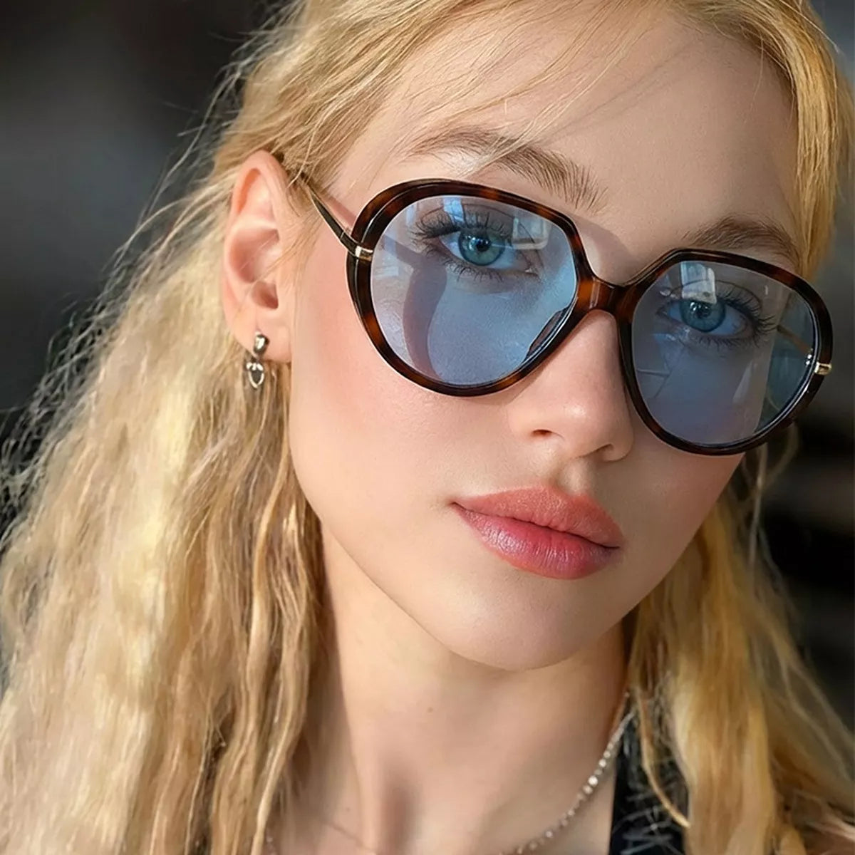 Oversized Tinted Lenses Sunglasses - Sky Blue - View 8