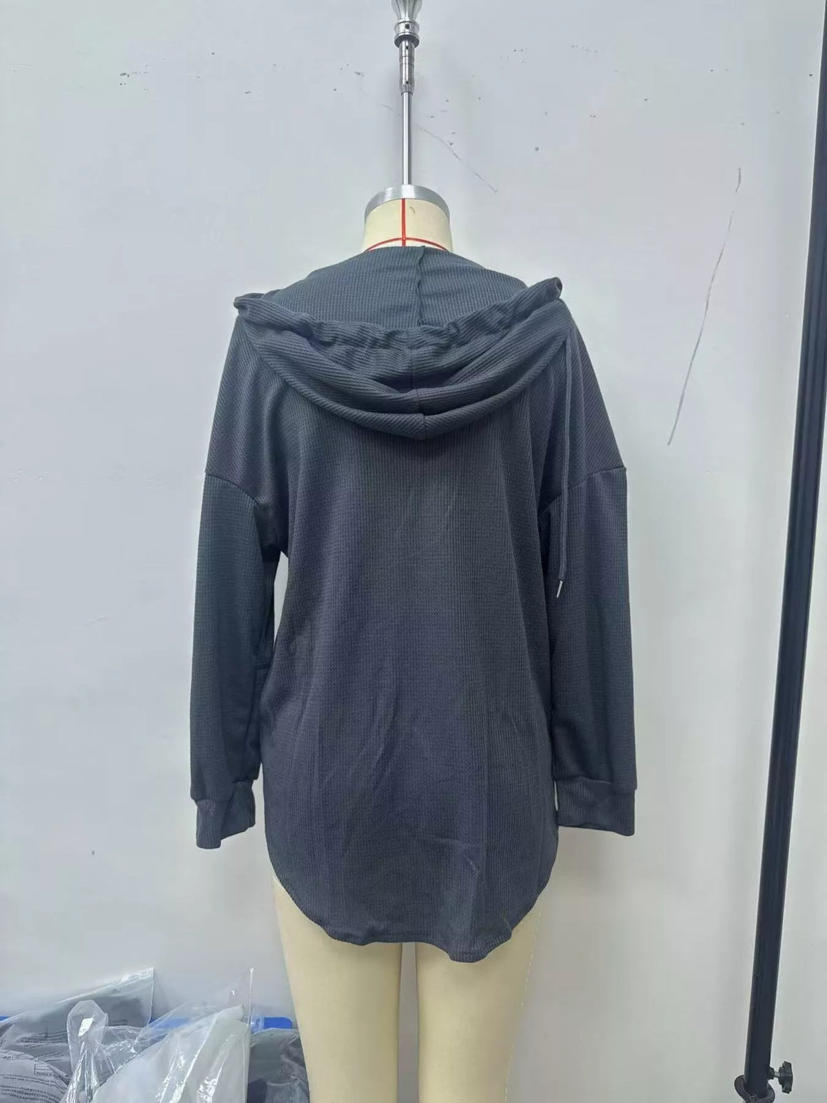 Drawstring Waffle Knit Hoodie - Dark Gray - View 3
