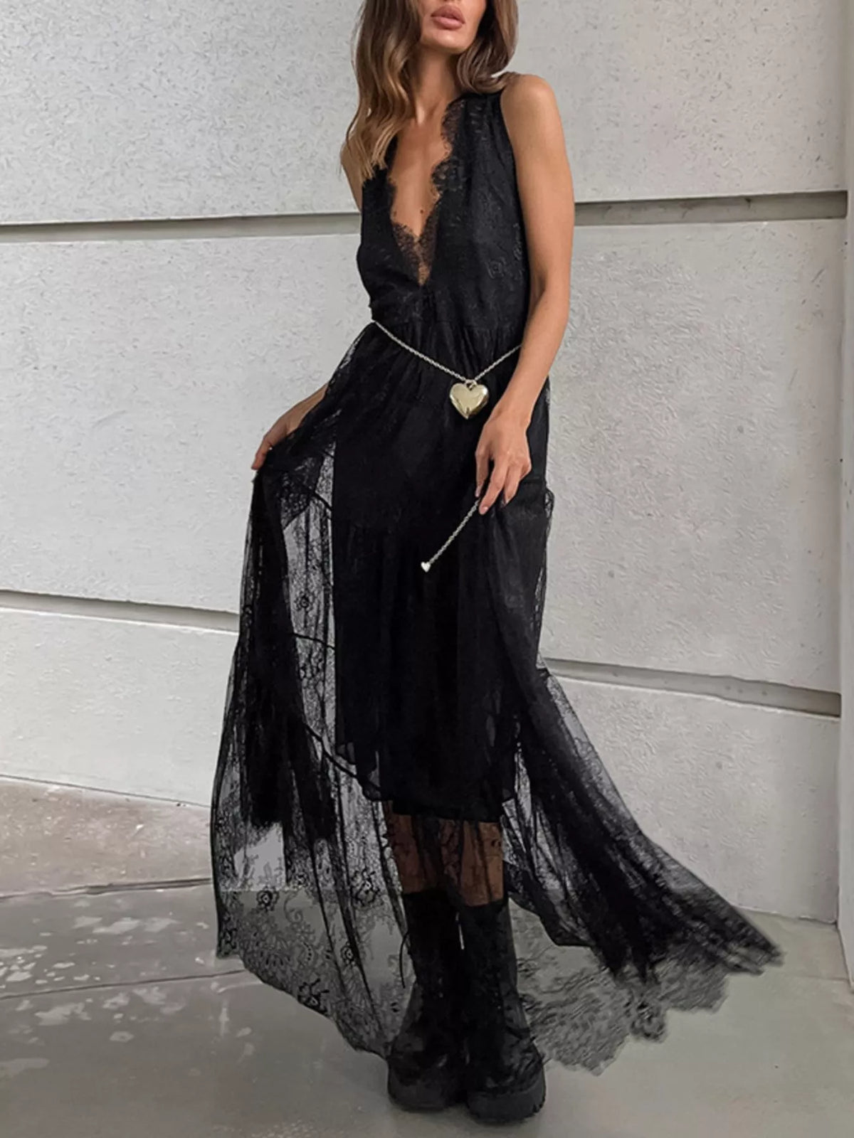 Lace V-Neck Sleeveless Maxi Dress - Black - View 3