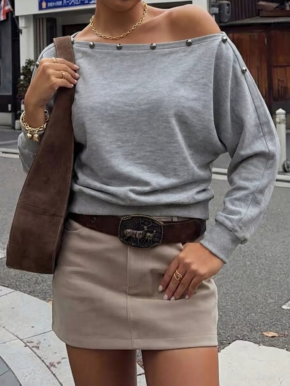 Studded Off Shoulder Long Sleeve T-Shirt - Light Gray - View 3