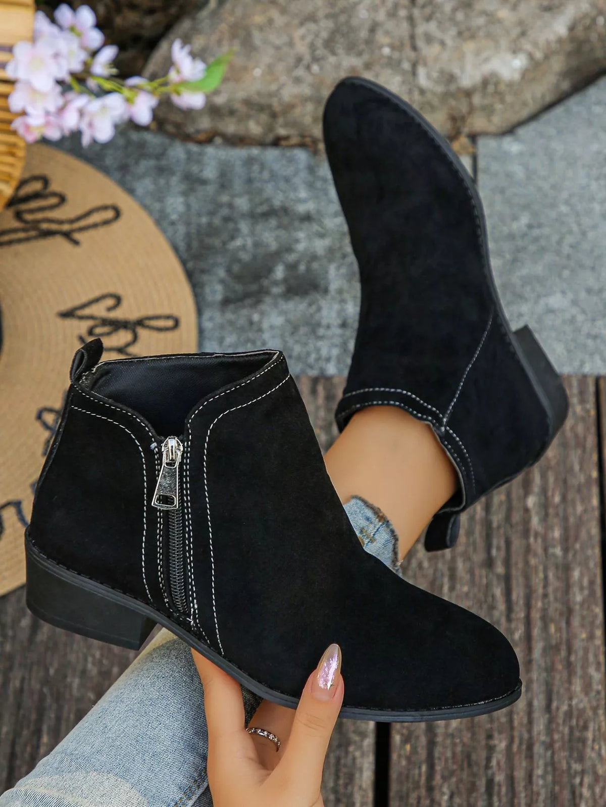 Point Toe Block Heels Boots - Black - View 10