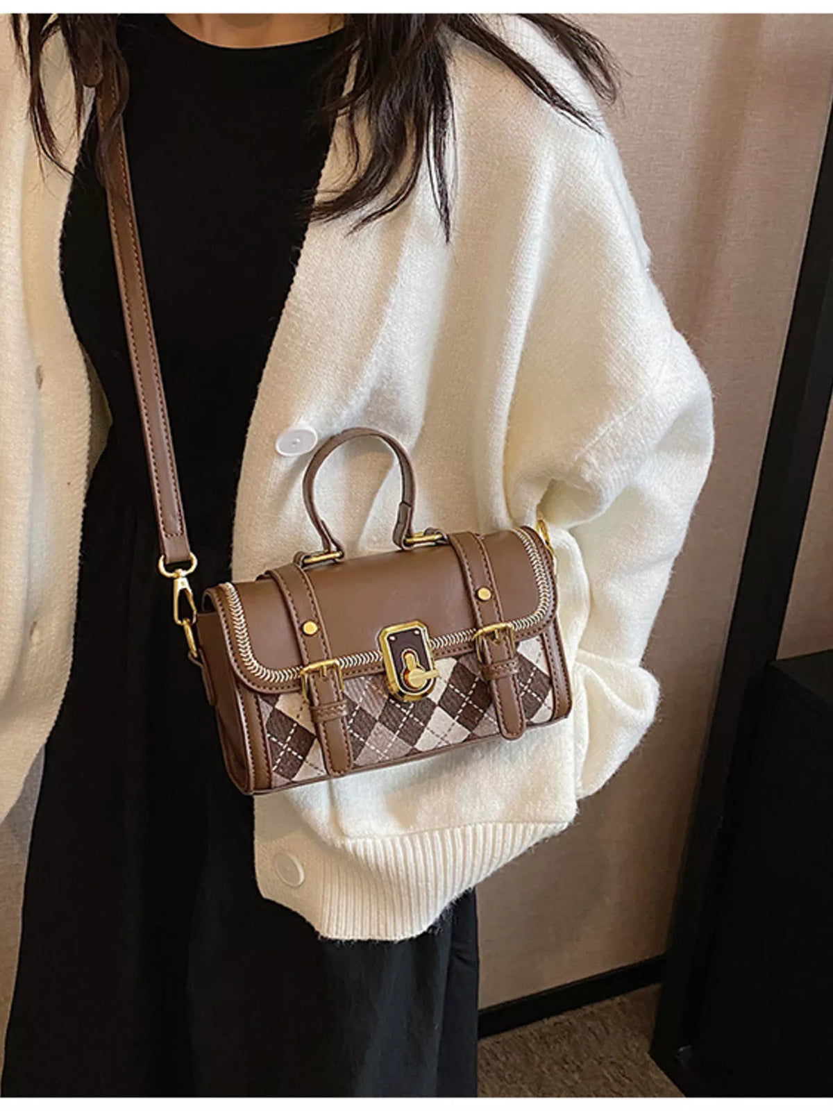 Argyle Pattern Flap Crossbody Bag - Brown - View 5
