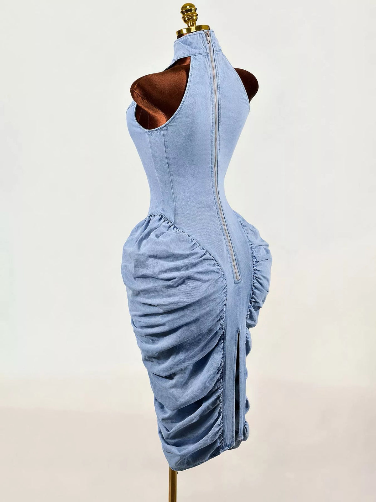 Sleeveless Mock Neck Ruched Bodycon Denim Dress - Blue - View 4