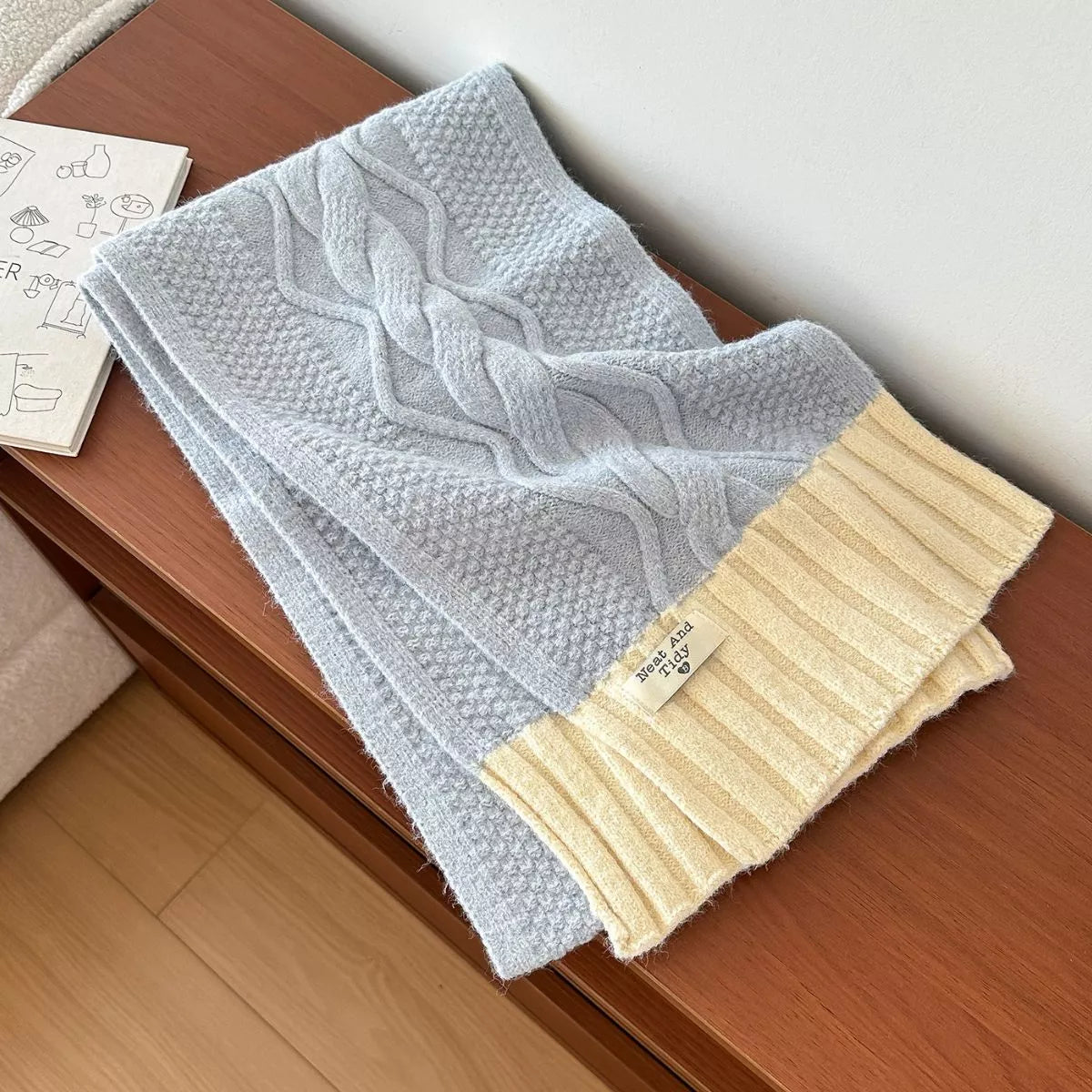 Two-Tone Cable Knitted Scarf - Light Blue - View 4