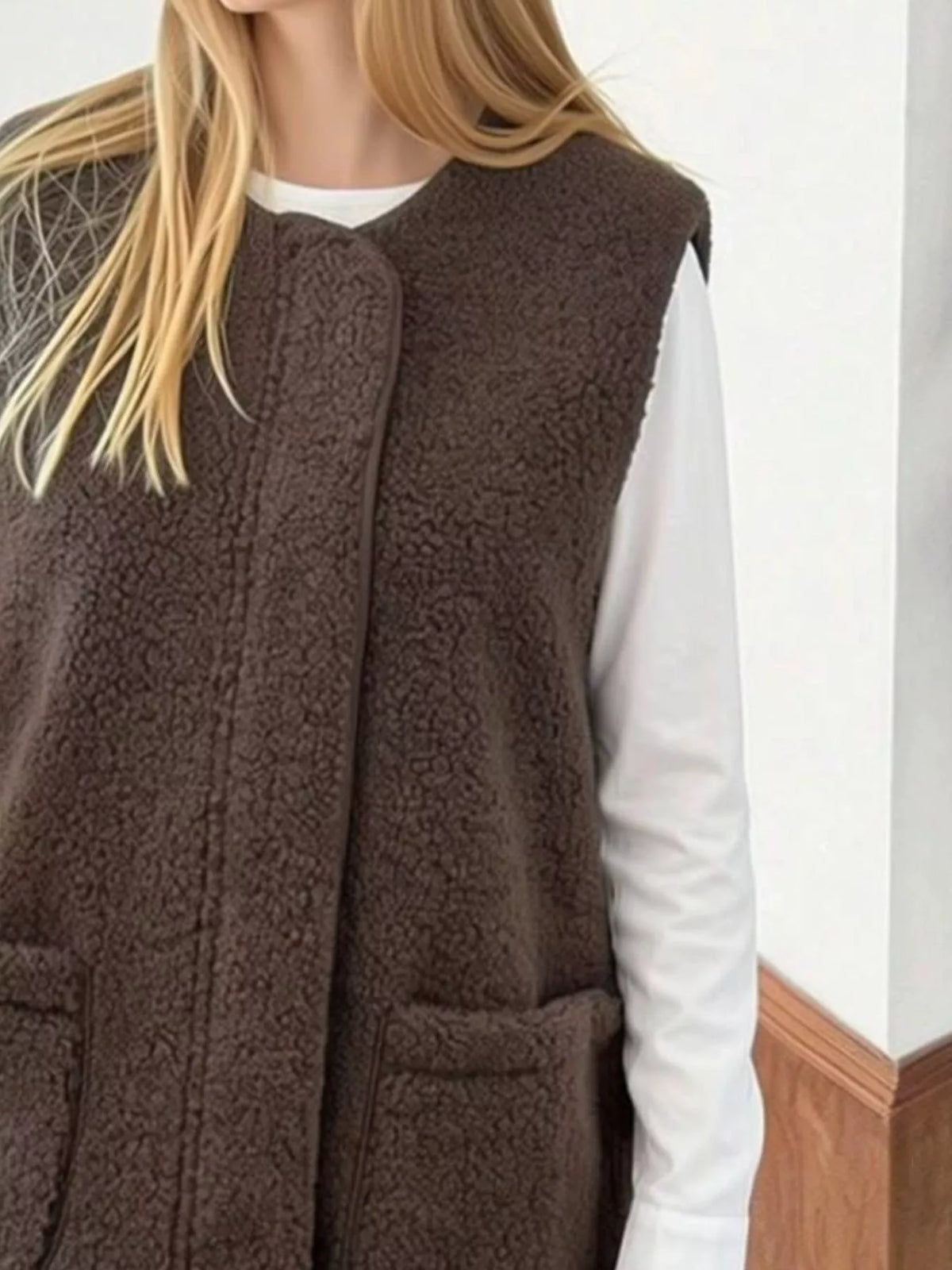 Sherpa Sleeveless Vest Coat - Coffee Brown - View 6