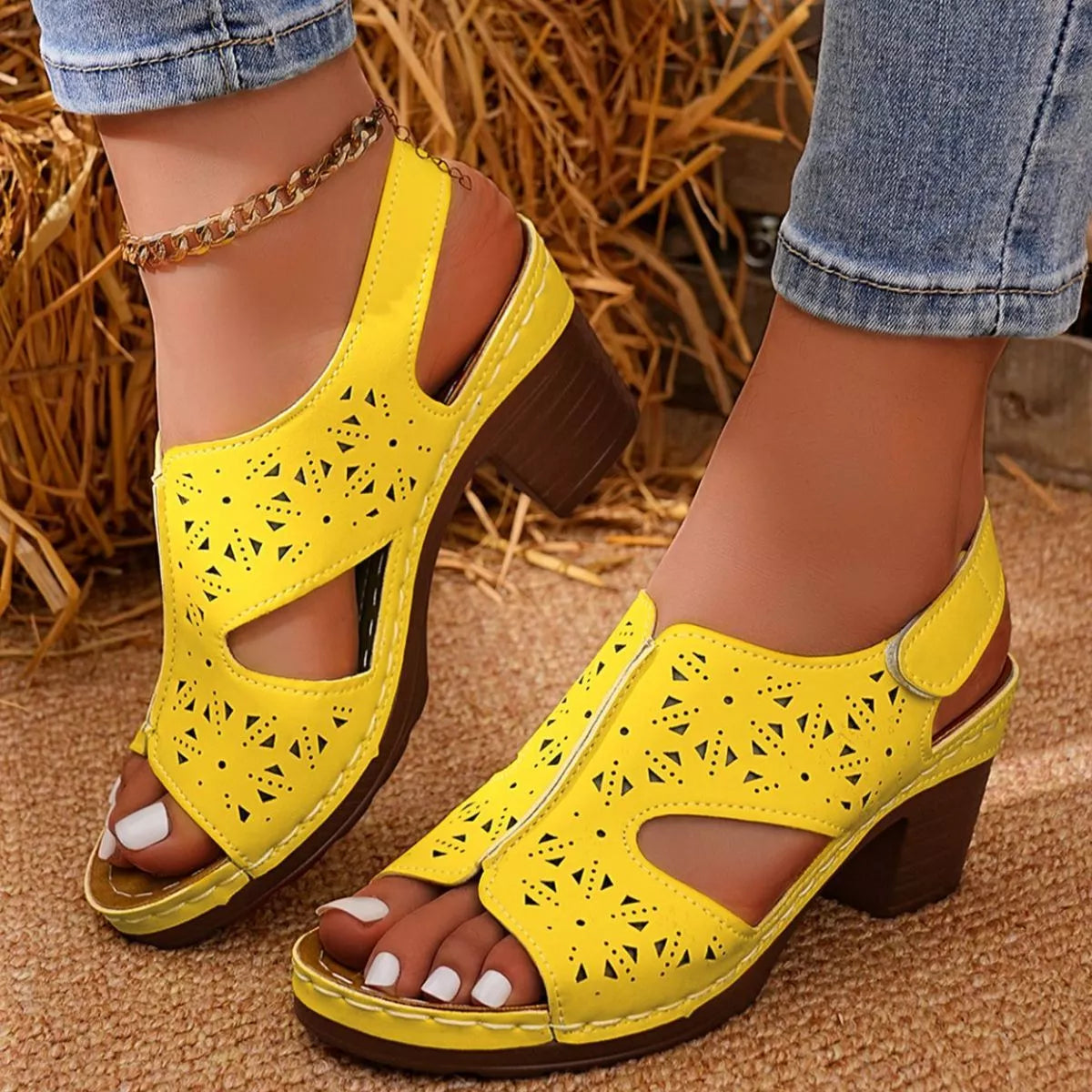 Open Toe Block Heels Sandals - Yellow - View 5