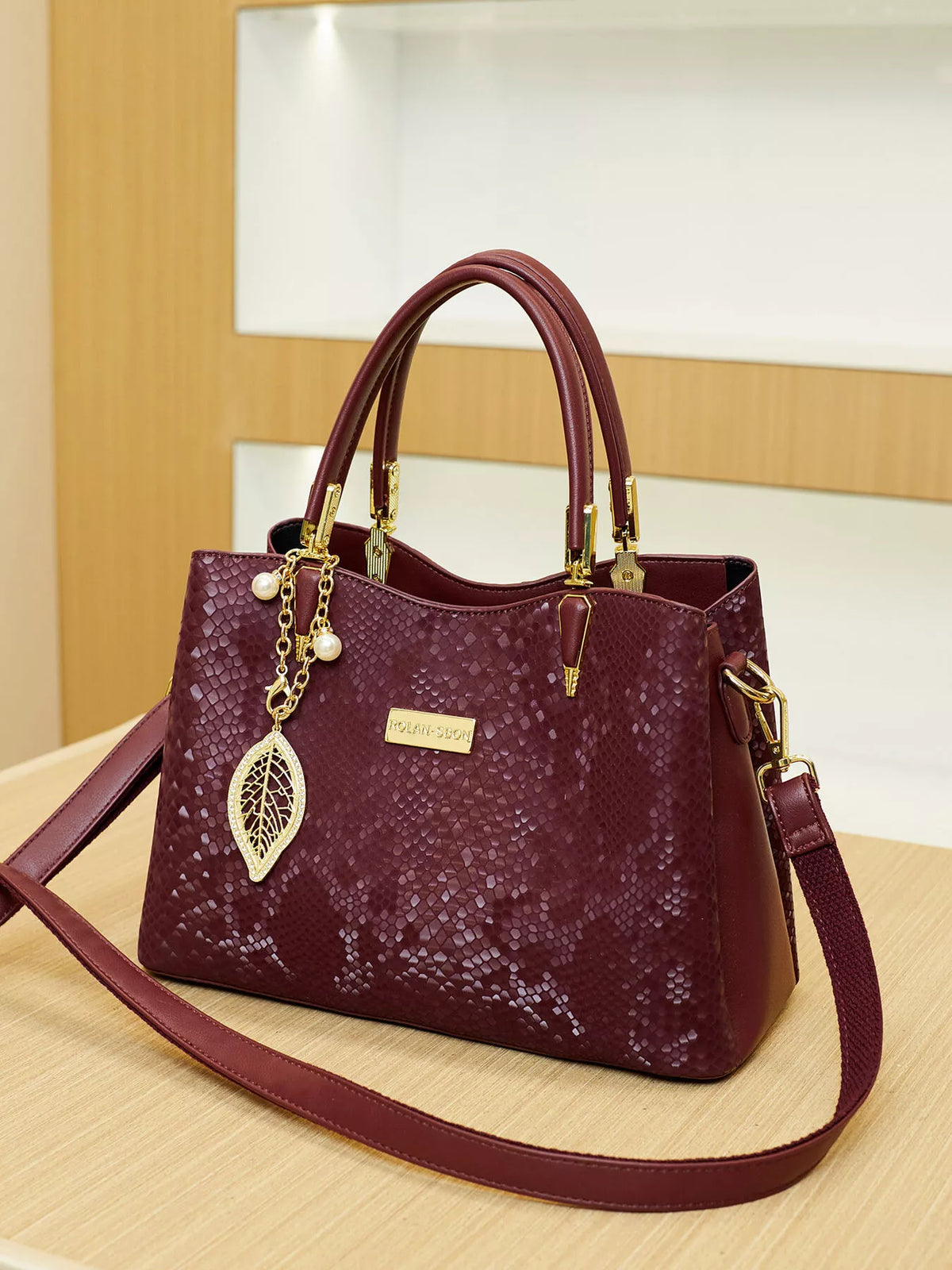 Snakeskin Texture Handbag - Wine Red - View 7