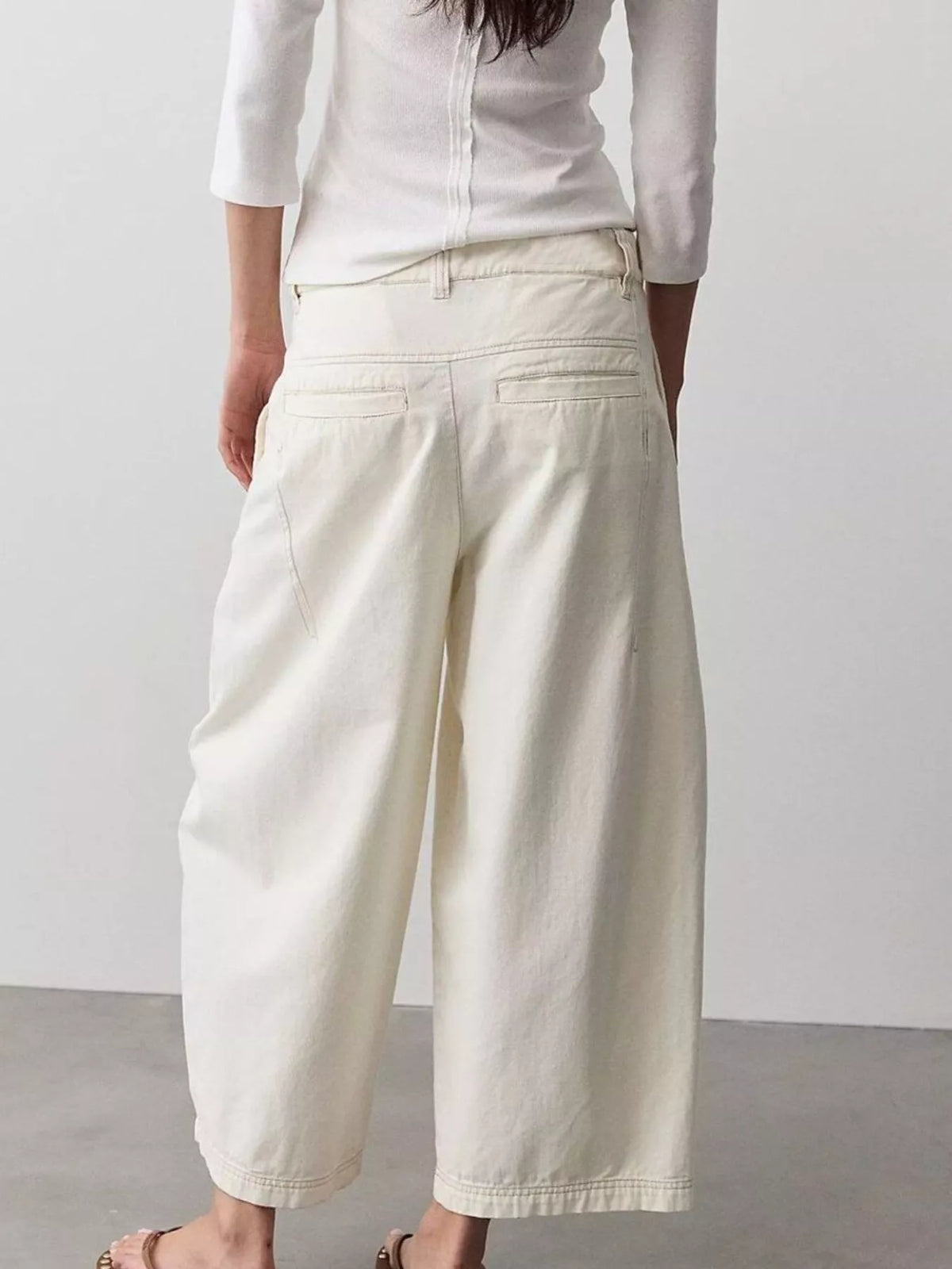 Wide-Leg Cropped Jeans - White - View 4
