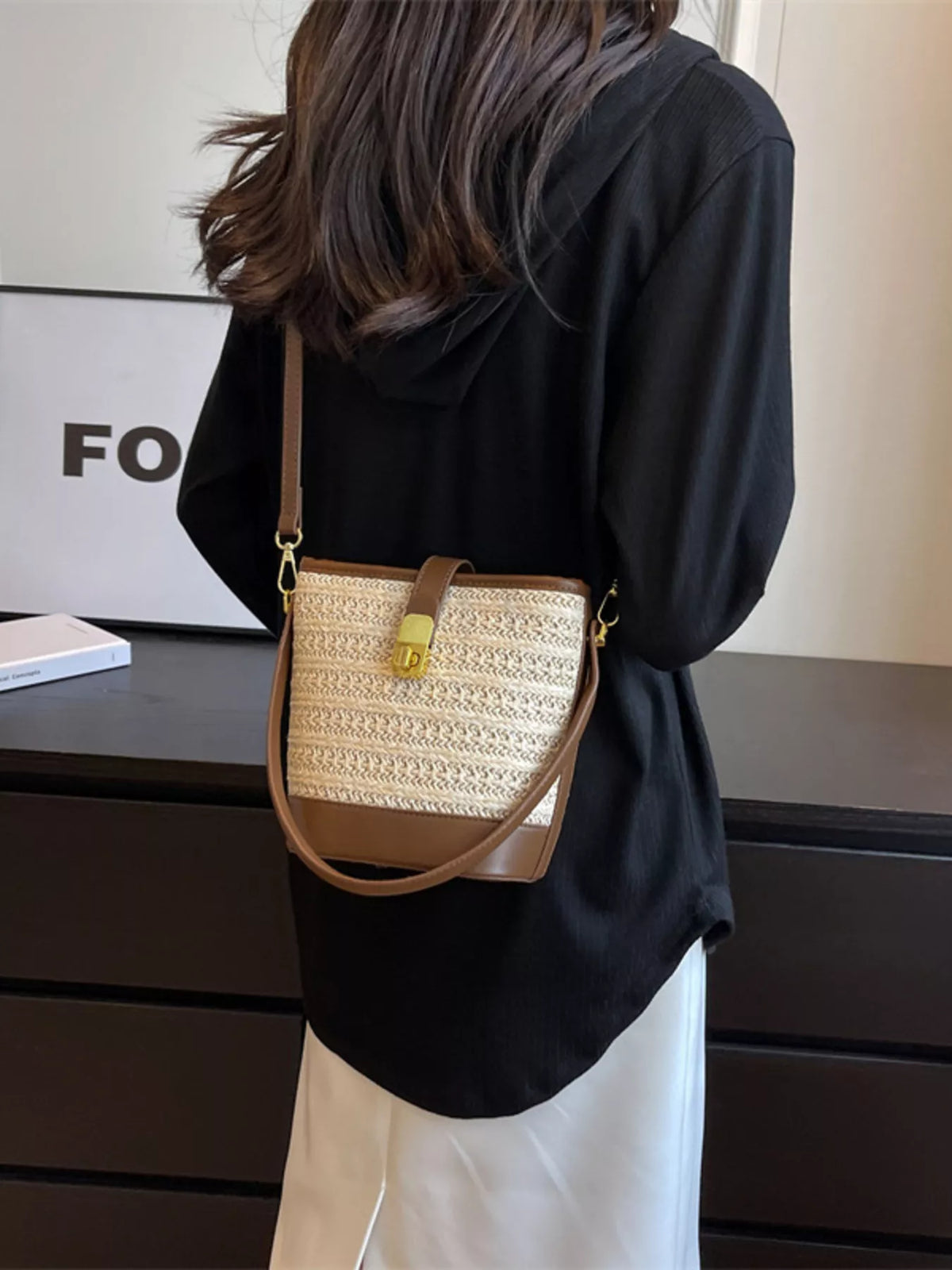 Woven Straw Bucket Crossbody Bag - Off-white - View 6