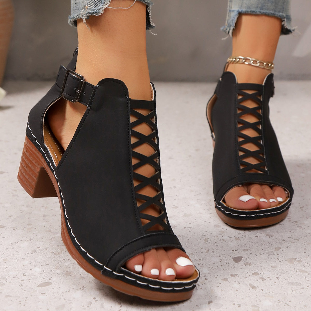 Open Toe Block Heels Sandals - Black - View 7