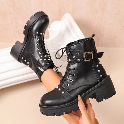 Round Toe Block Heels Boots - Black - View 3
