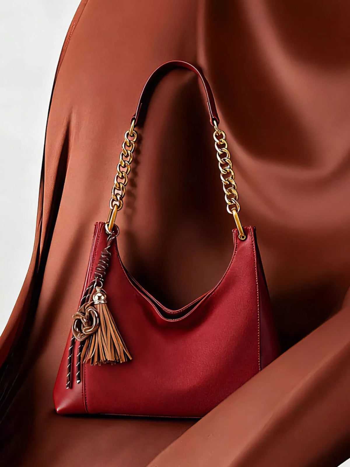 Chain Strap Tassel Charm Shoulder Bag - Wine Red - View 4
