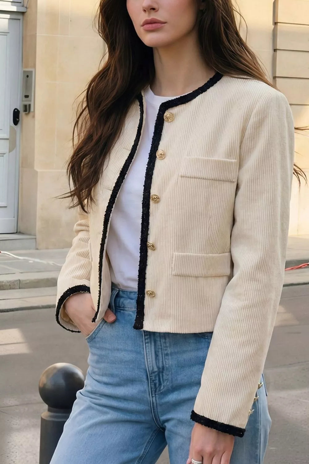 Contrast Trim Cropped Outerwear - Beige - View 5