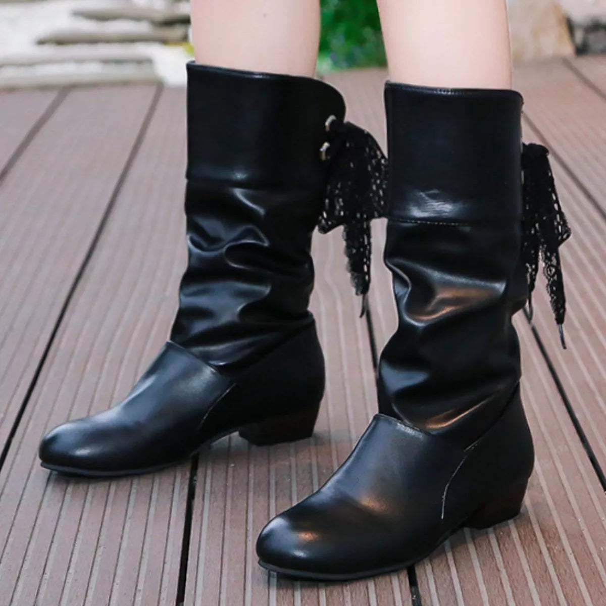 Round Toe Block Heels Boots - Black - View 9