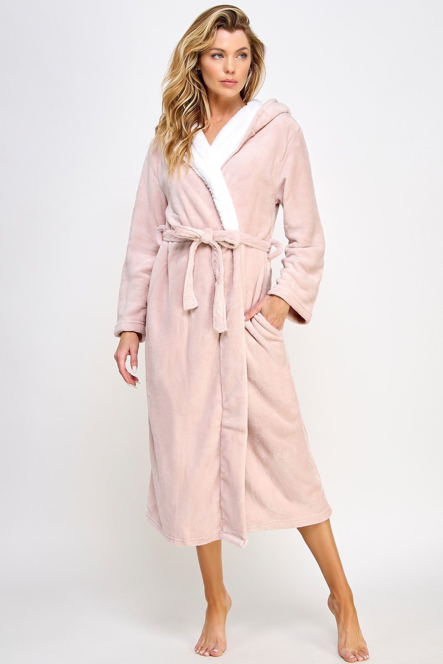 Janette Robe, detail view