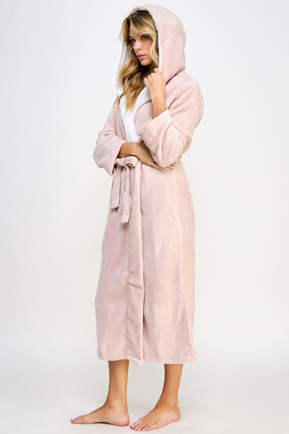 Janette Robe, full length view