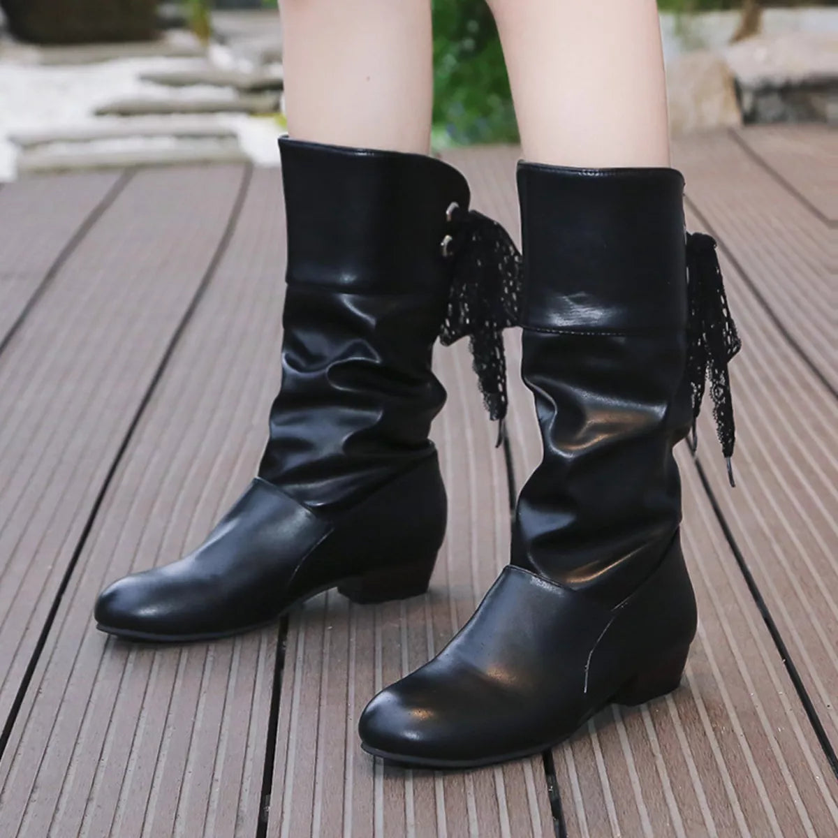 Round Toe Block Heels Boots - Black - View 11