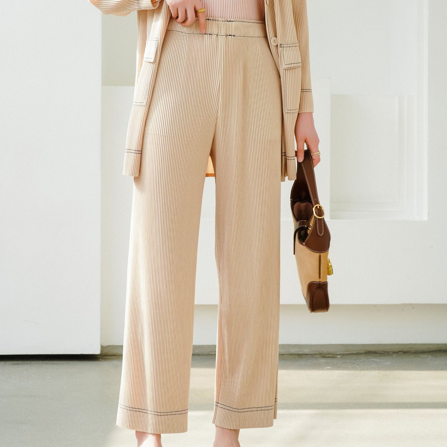High-quality boutique-style spring new arrival, Issey Miyake pleated vintage high-end denim-inspired chic office suit set
