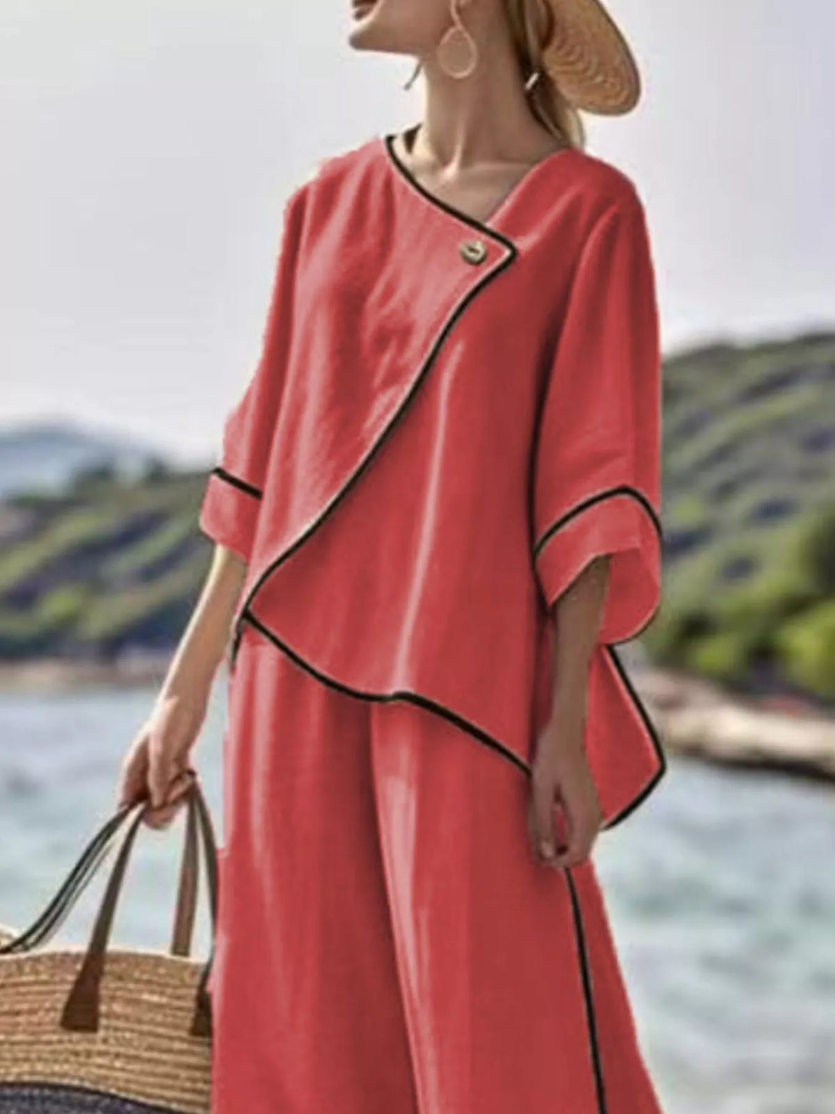 Full Size Contrast Trim Top and Wide Leg Pants Set Plus Size - Red - View 2