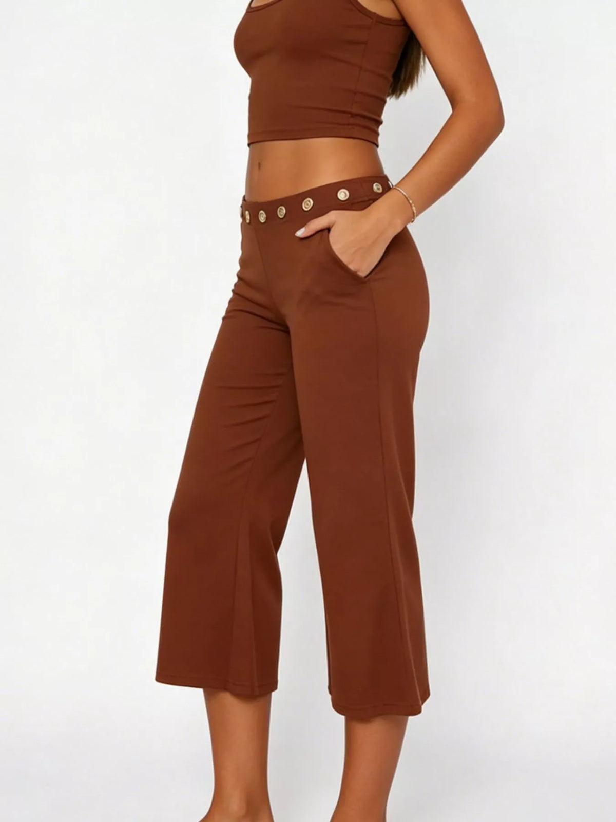 Mid Rise Capris Pants - Dark Brown - View 7