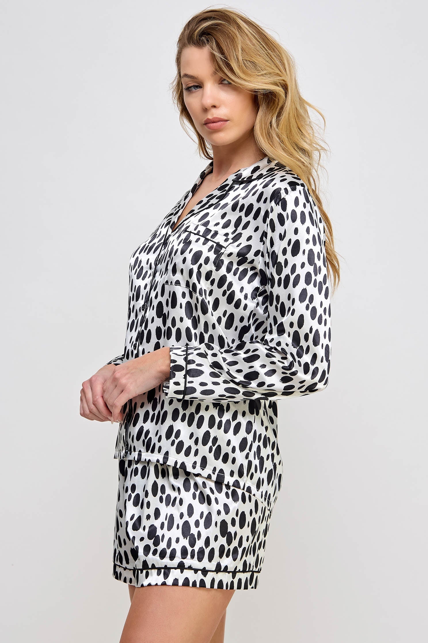 Dalmy PJ Set, full length view
