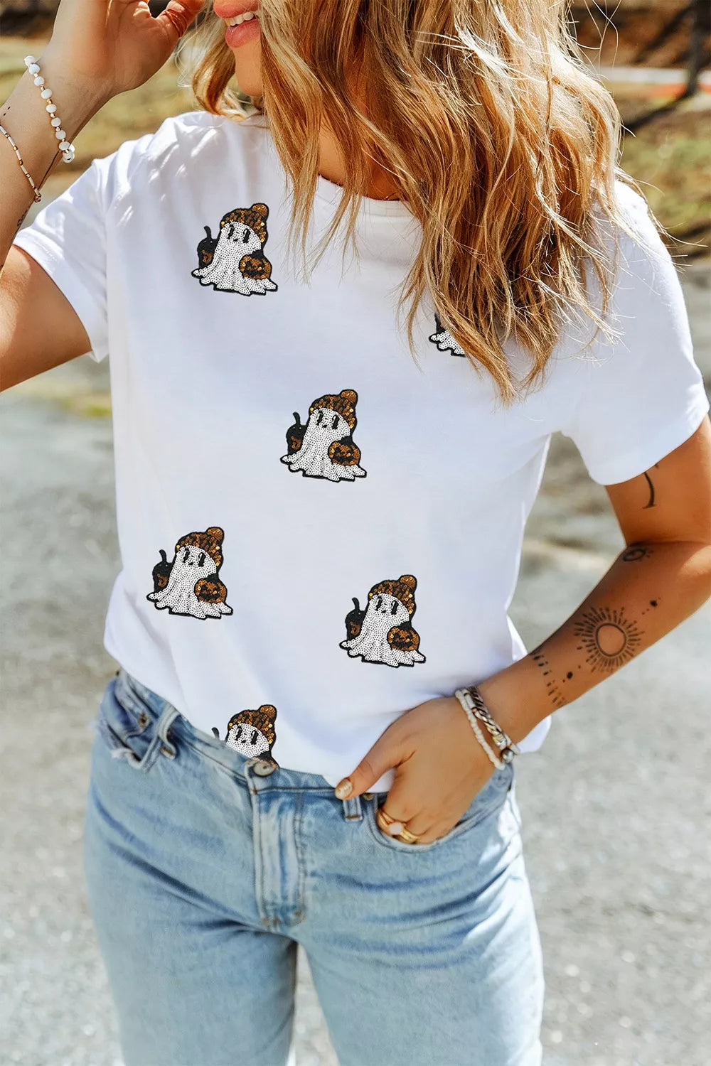 Full Size Halloween Sequin Ghost Print Short Sleeve Casual T-Shirt Plus Size - All Colors - View 1