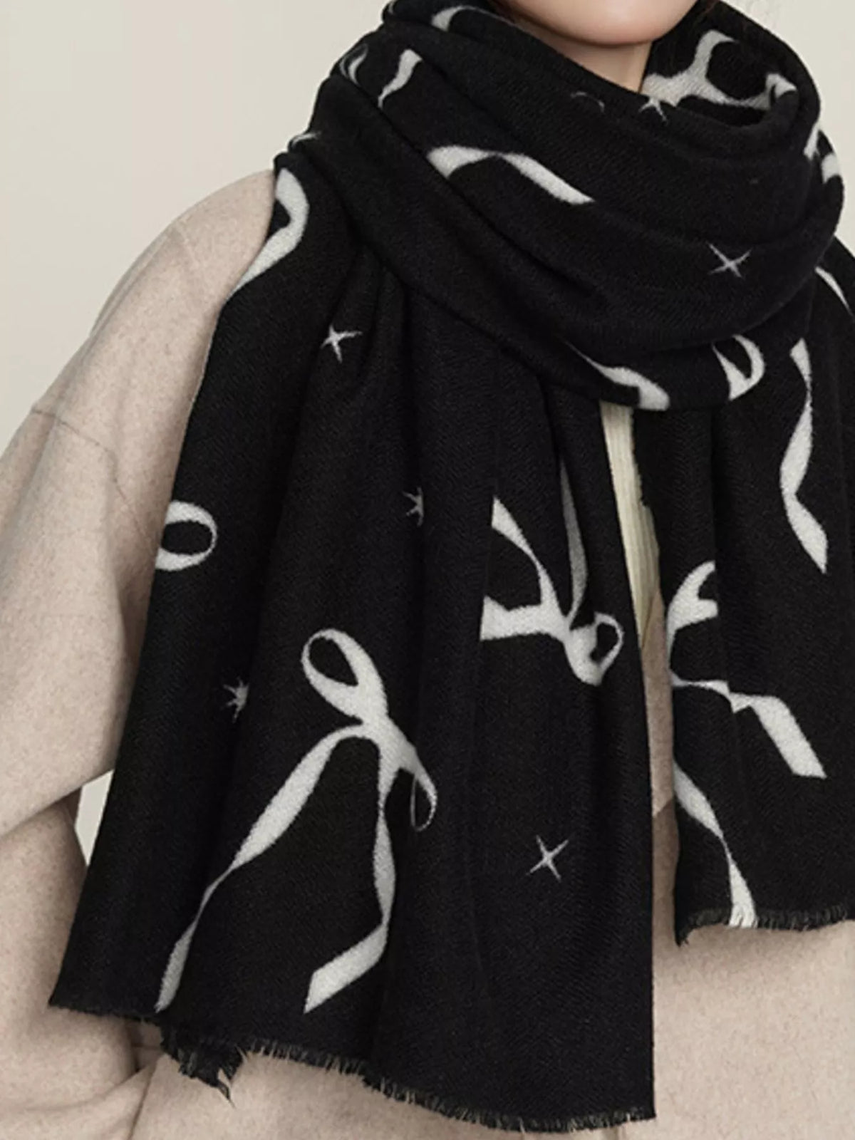 Bow Print Lightweight Scarf - Black - View 4
