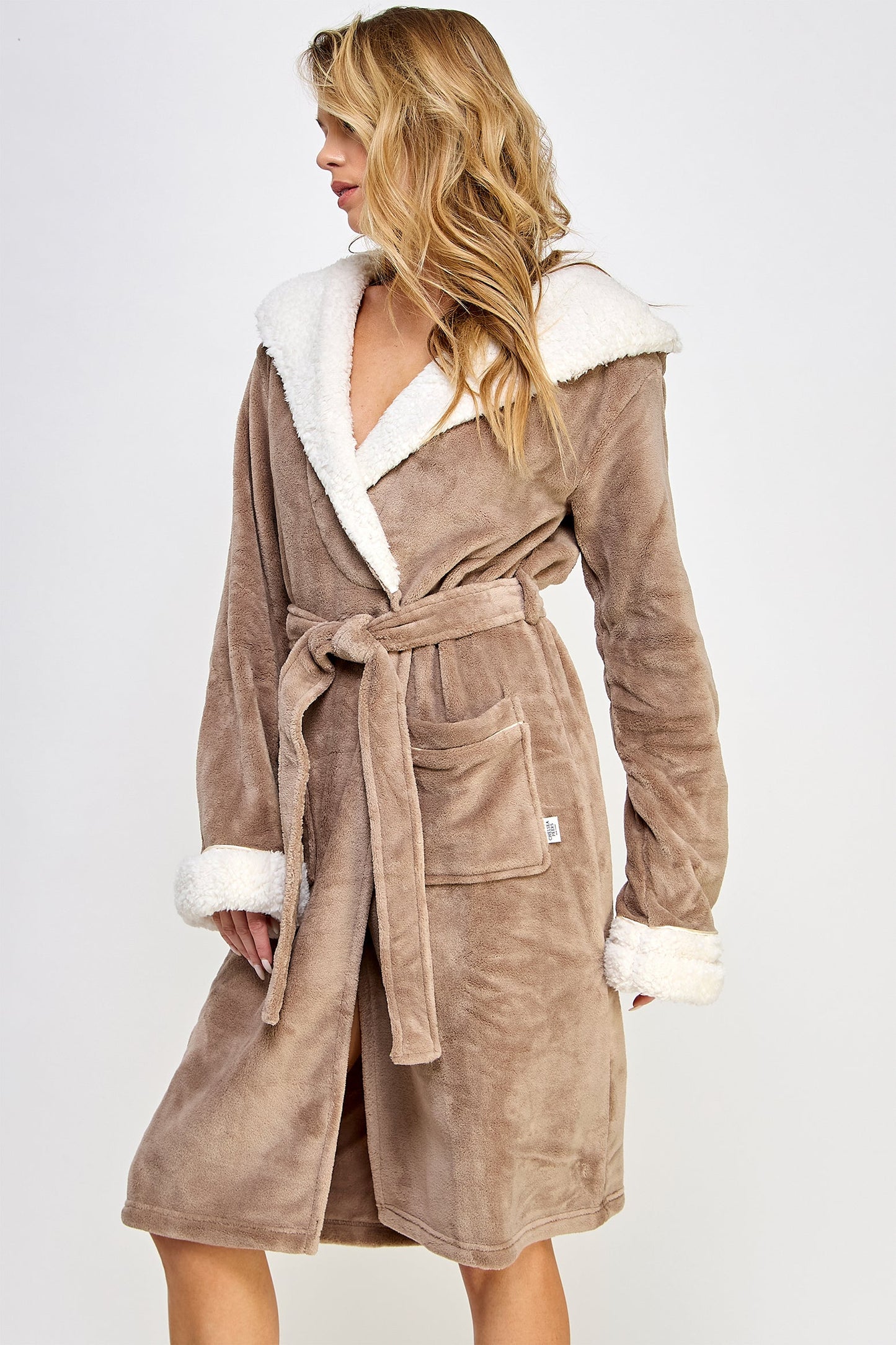 Sydney Robe, side view