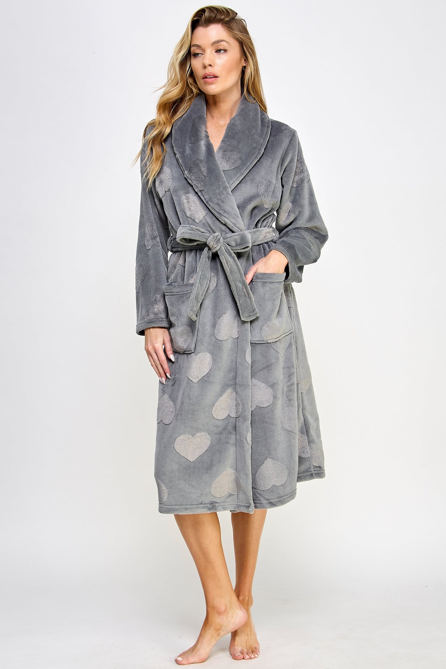 Beverly Robe, side view