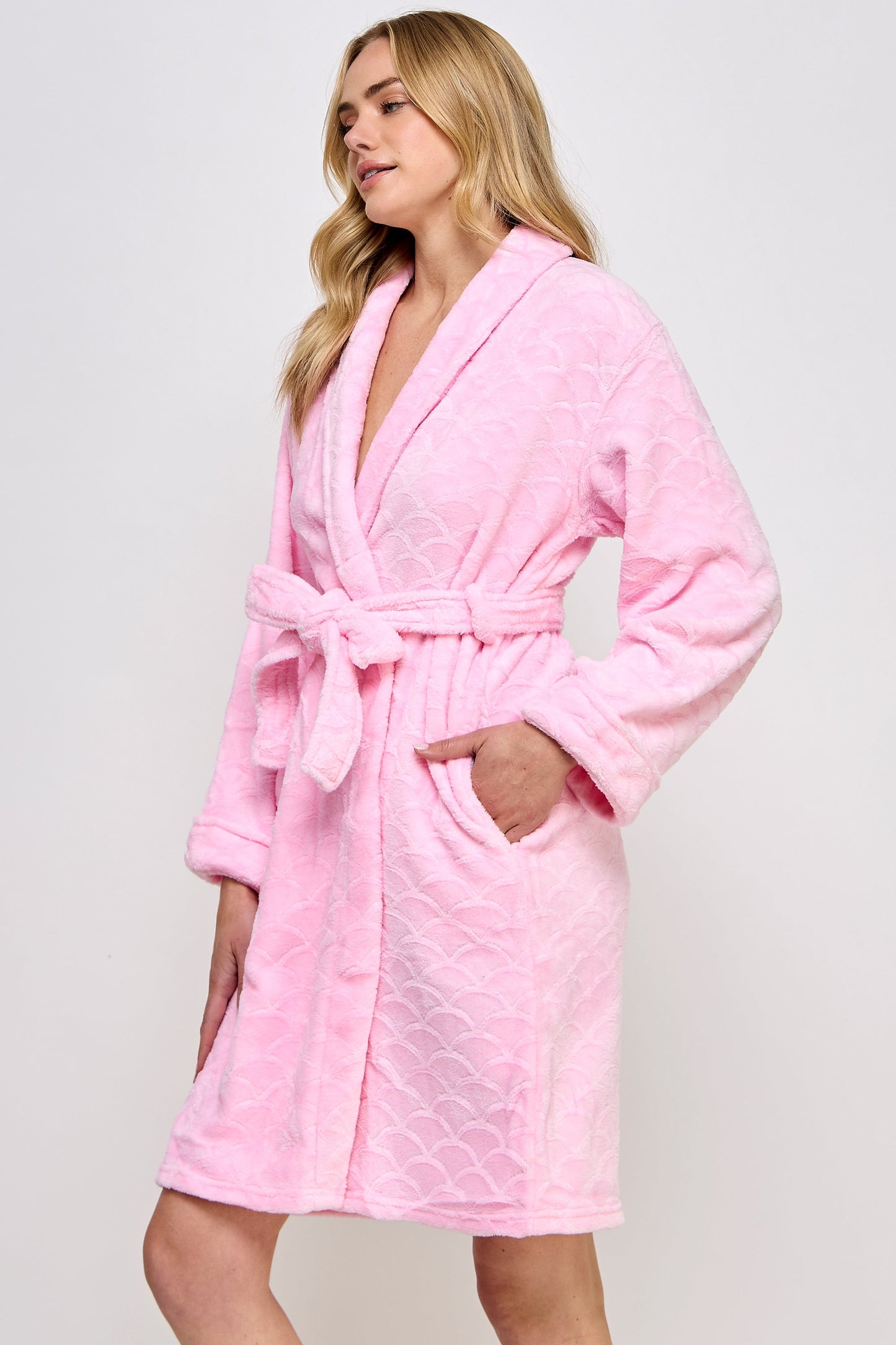 Ariel Robe, detail view