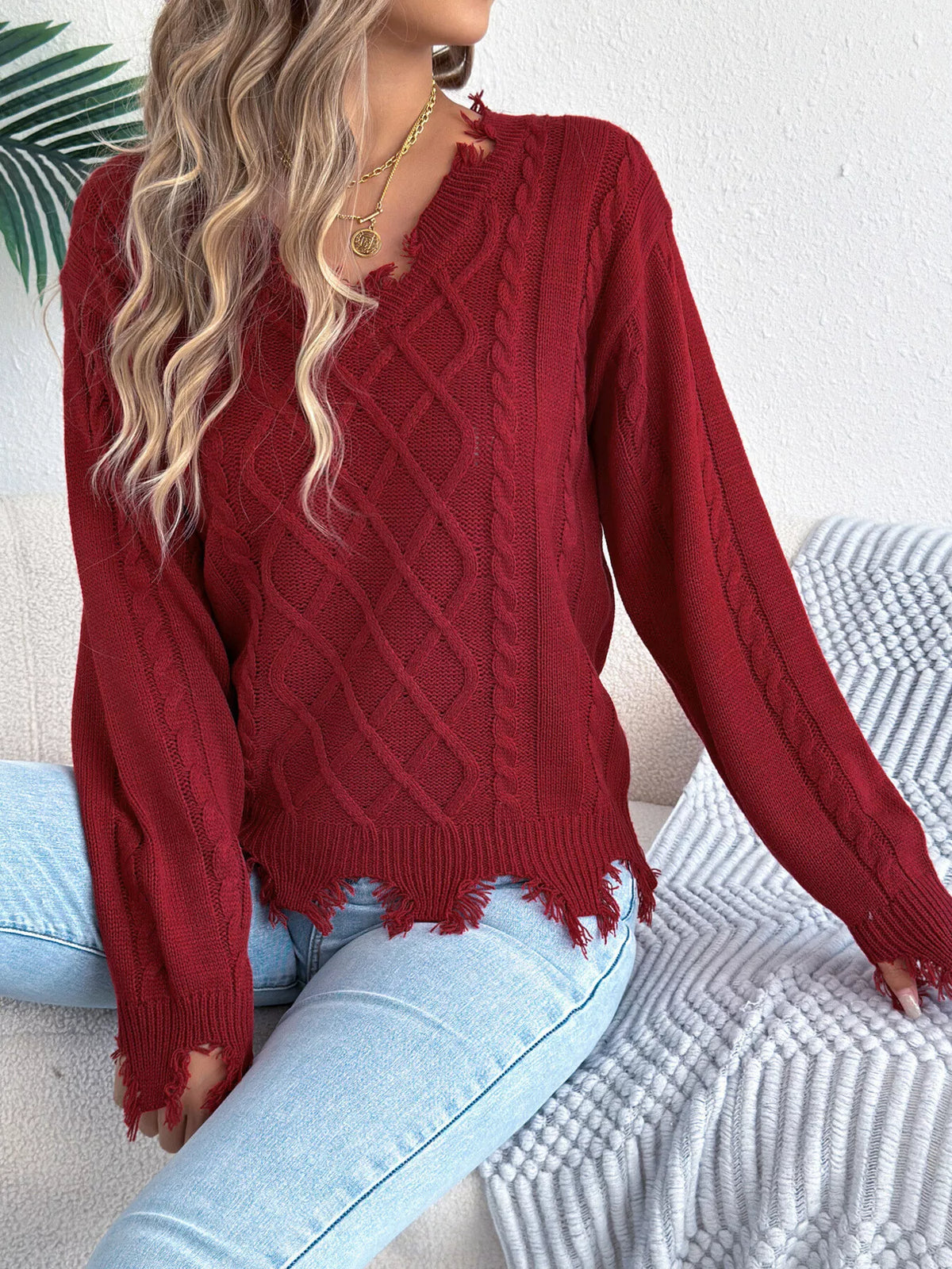 V-Neck Distressed Hem Cable Knit Sweater - Burgundy - View 6