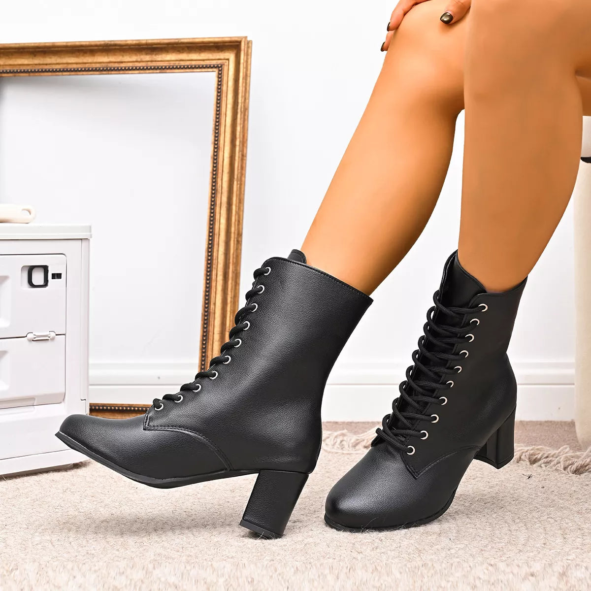 Round Toe Block Heels Boots - Black - View 7