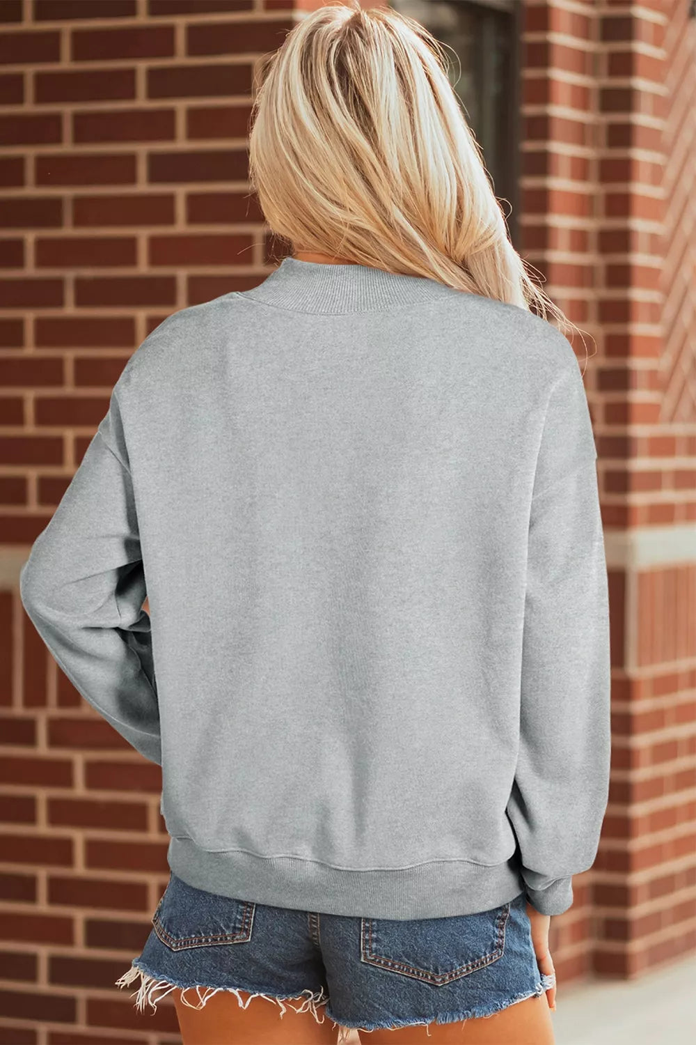 Halloween Rhinestone Skull Graphic Mock Neck Baggy Pullover Sweatshirt - Gray - View 6