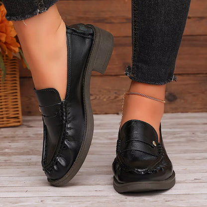 Round Toe Block Heels Loafers - Black - View 2
