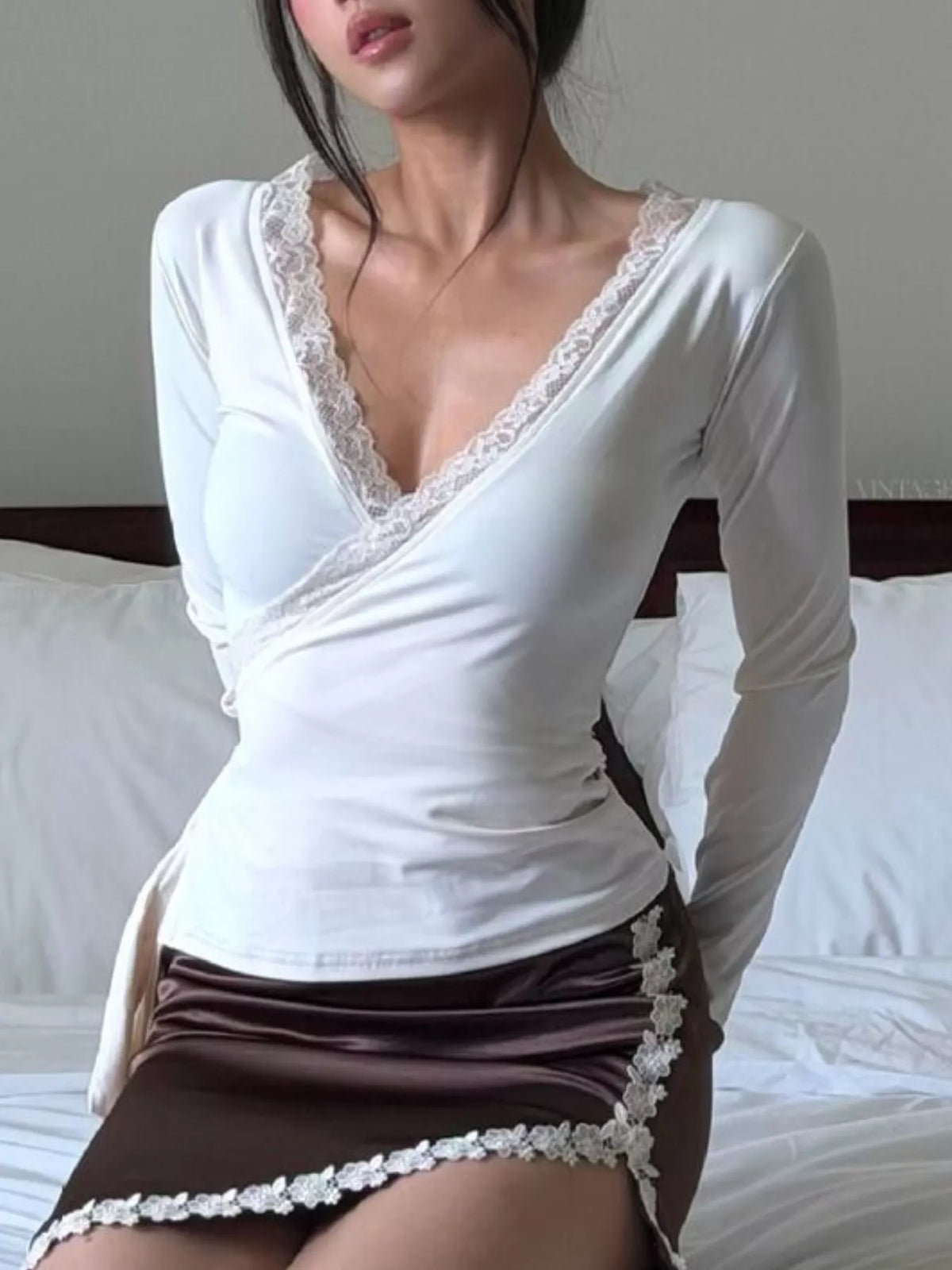 Lace-Trimmed Long Sleeves Wrap Blouse - White - View 2