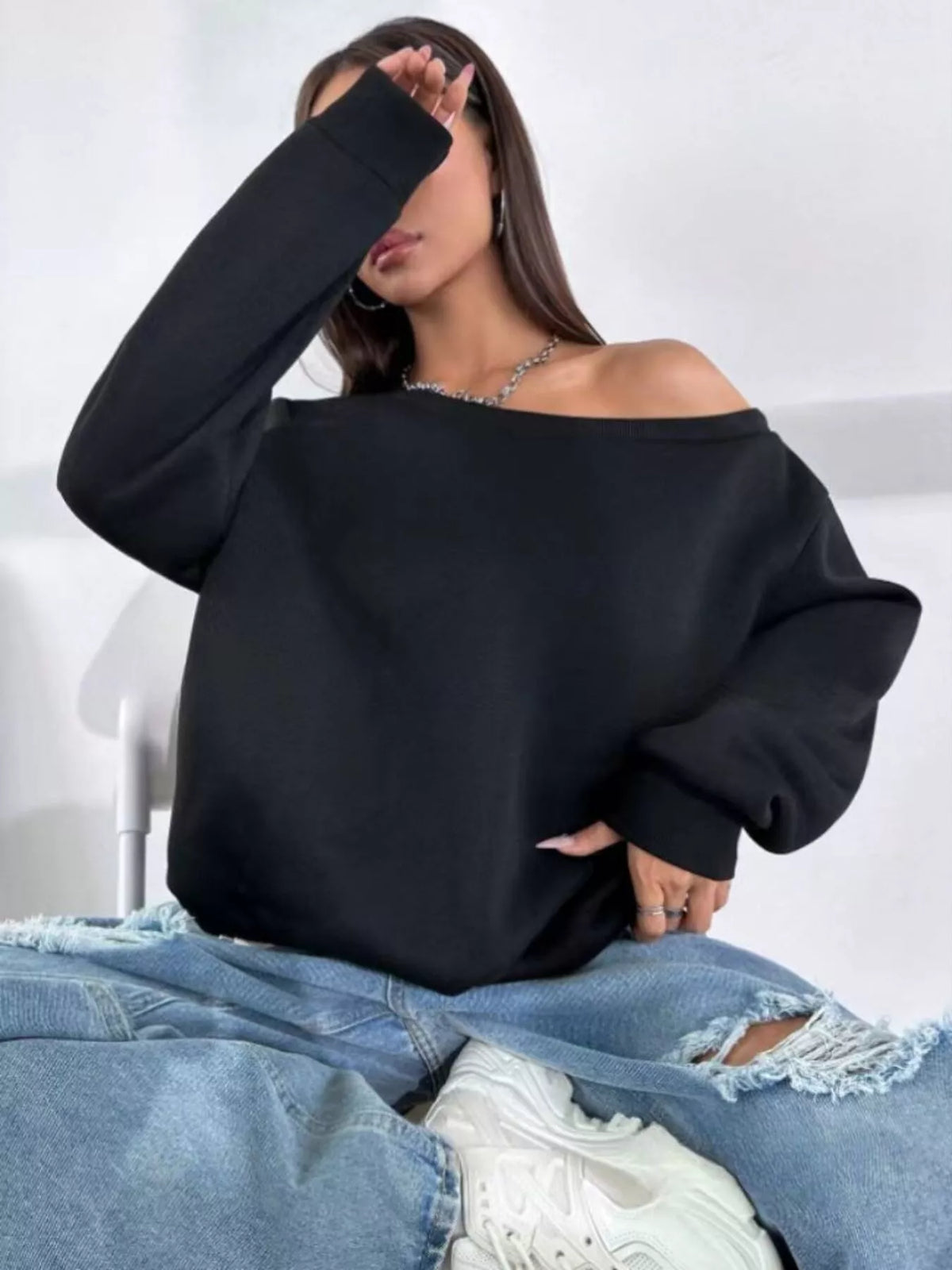 One Shoulder Dropped Shoulder Sweatshirt - White - View 5
