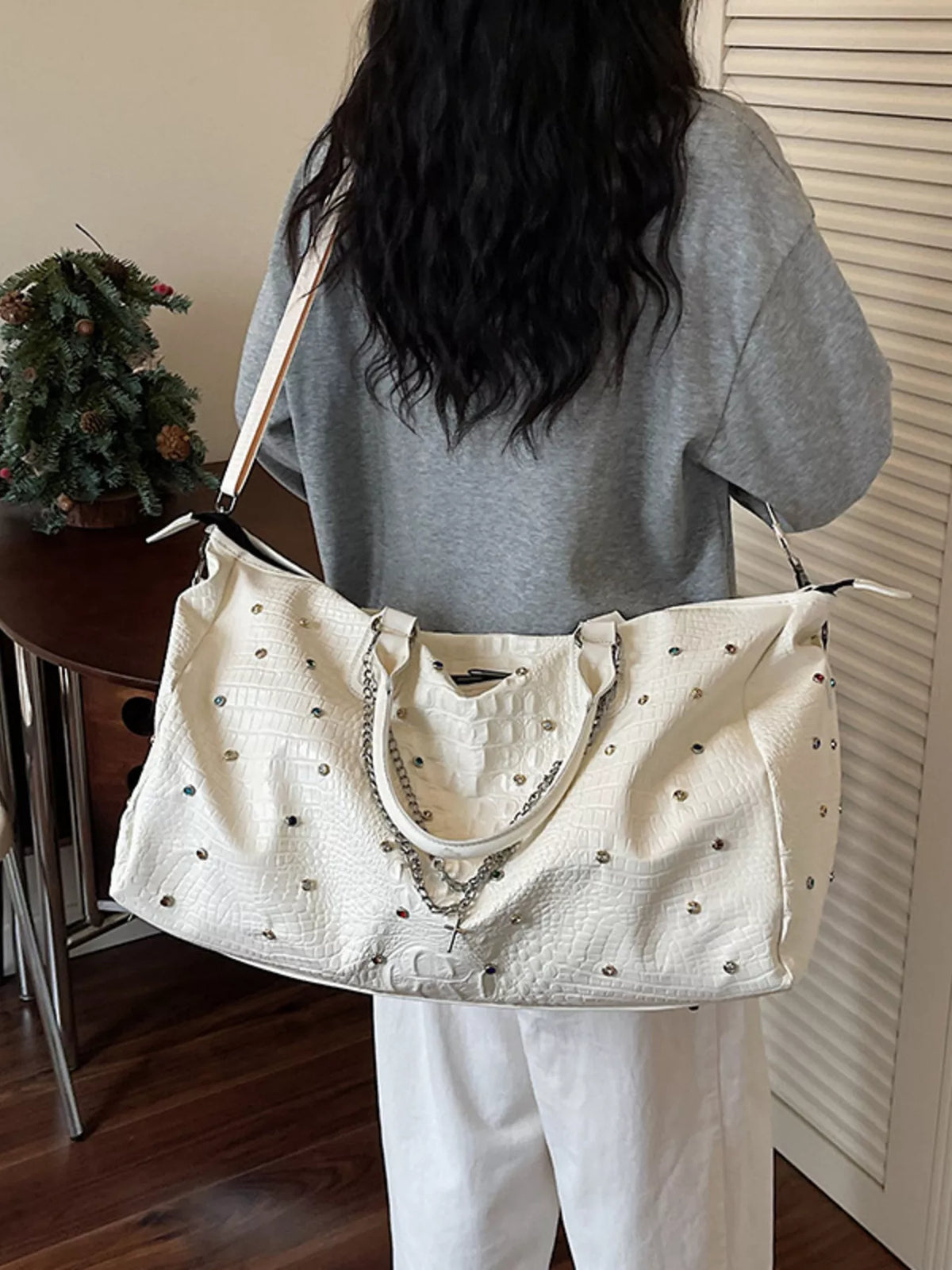 Studded Large Capacity Travel Bag - Ivory - View 9