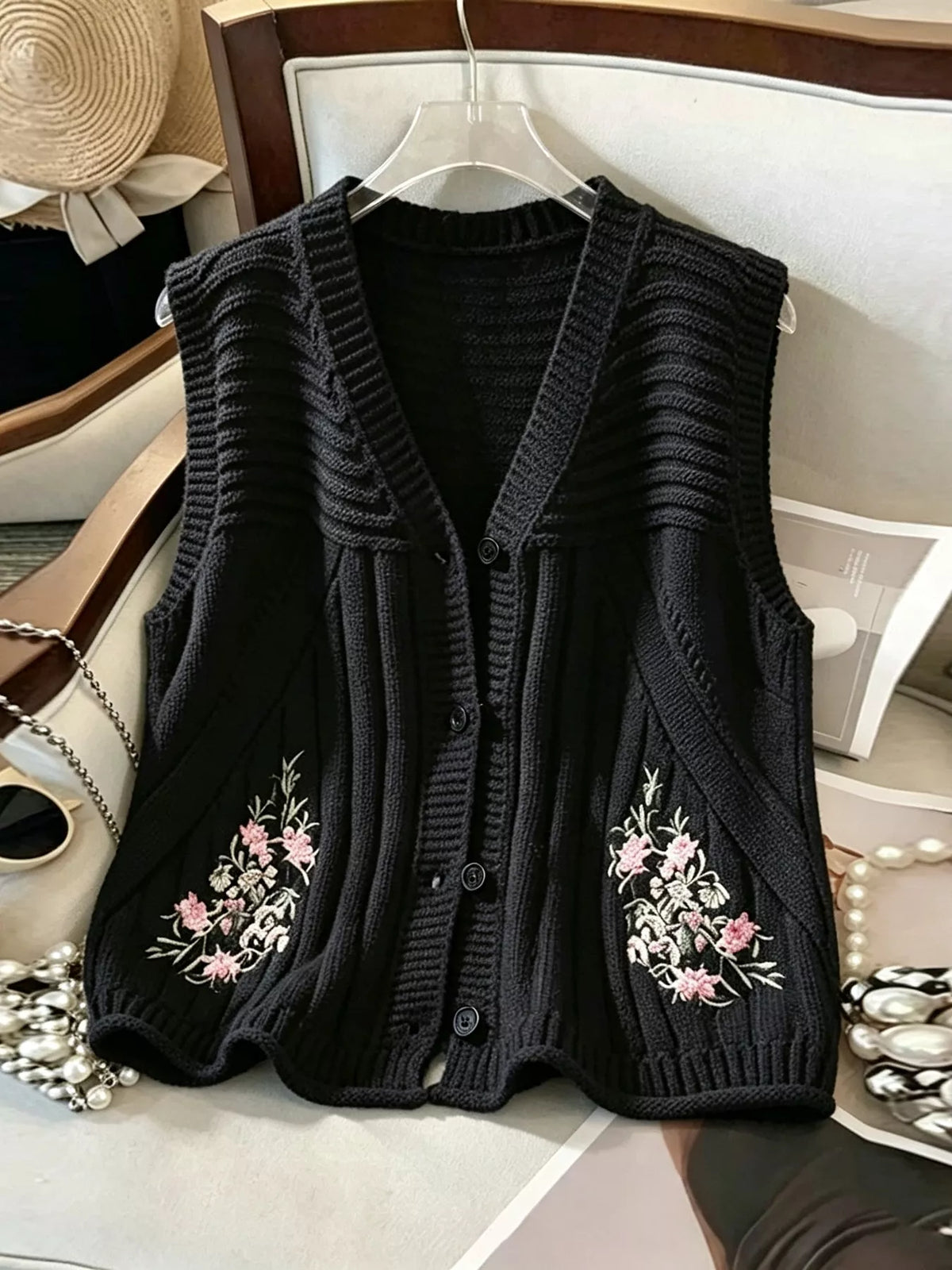 Floral Embroidered V-Neck Button-Down Sweater Vest - Black - View 3