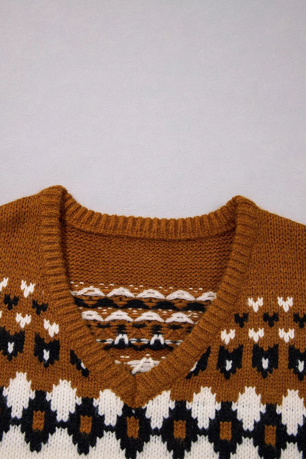 V Neck Short Sleeve Geometric Sweater - Brown - View 9