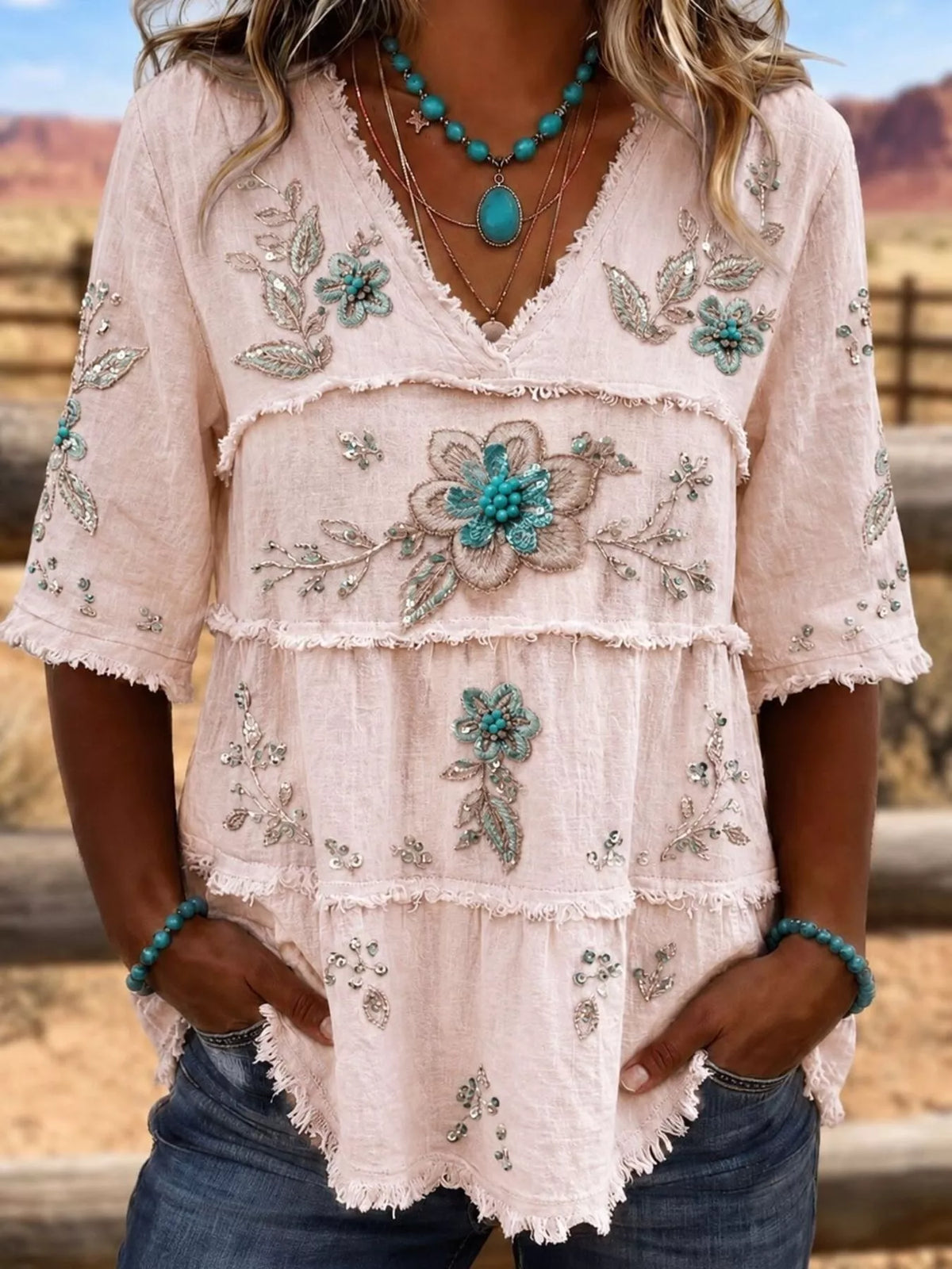 Full Size Floral Raw Hem V-Neck Blouse Plus Size - Pink - View 5