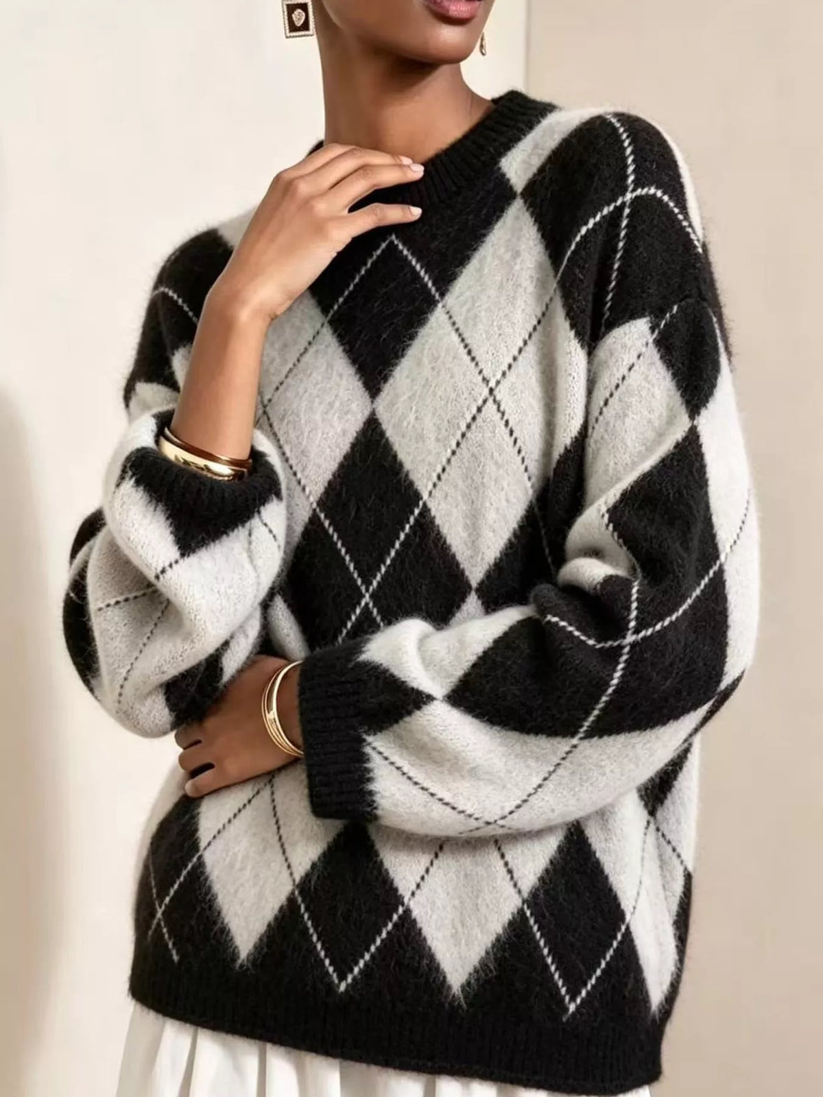 Argyle Pattern Fuzzy Knit Sweater - Black - View 18