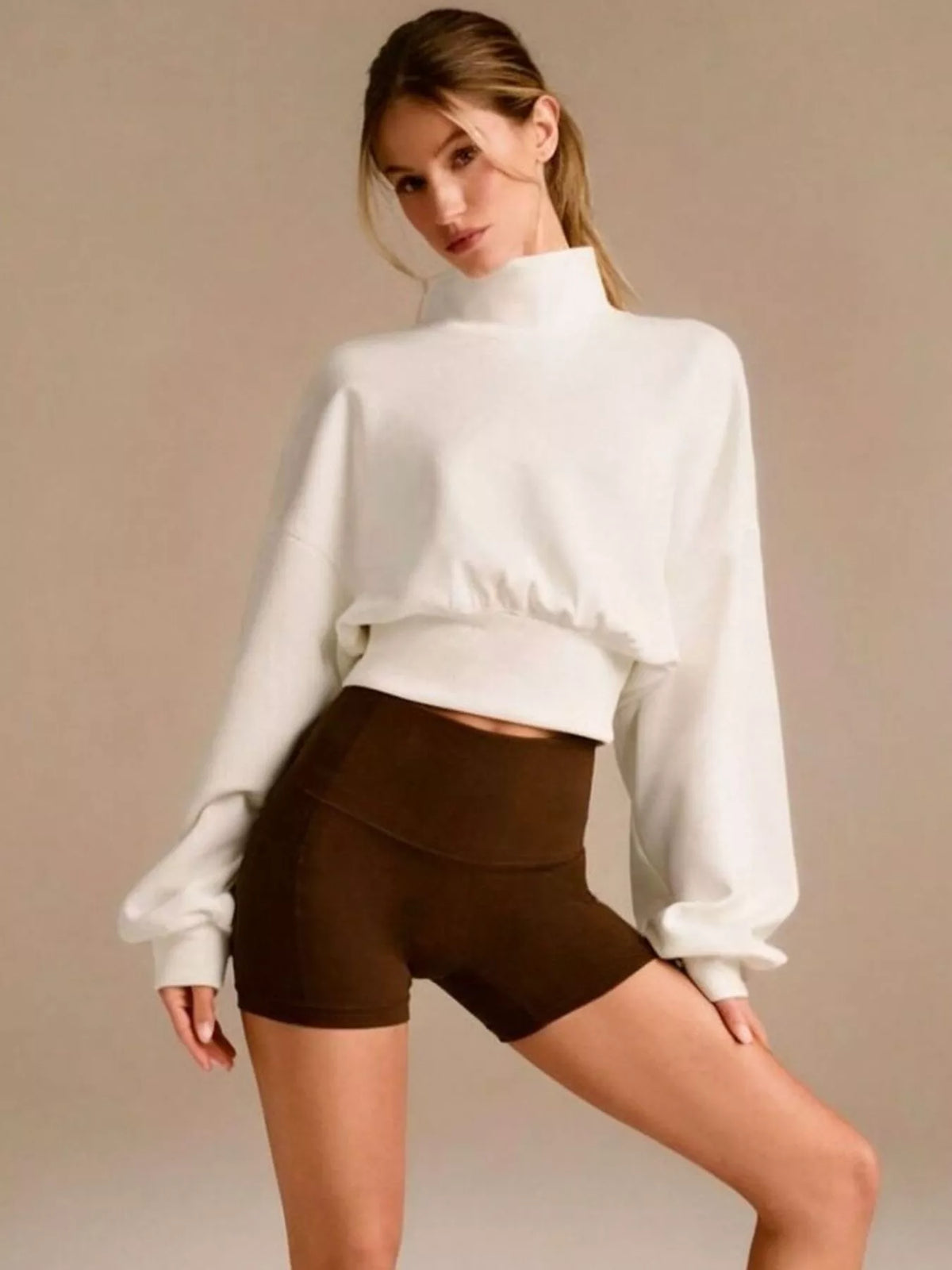 Turtleneck Dropped Shoulder Sweatshirt - White - View 3