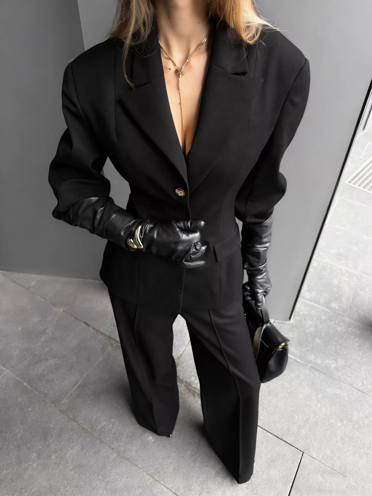 Single-Breasted Blazer and Wide-Leg Pants Set - Black - View 14