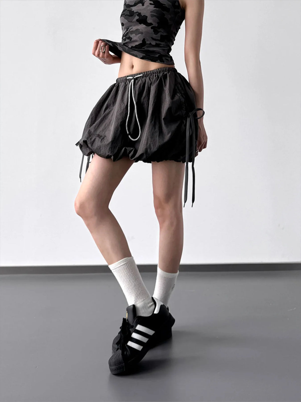 Bubble Drawstring Casual Shorts - Grey - View 8