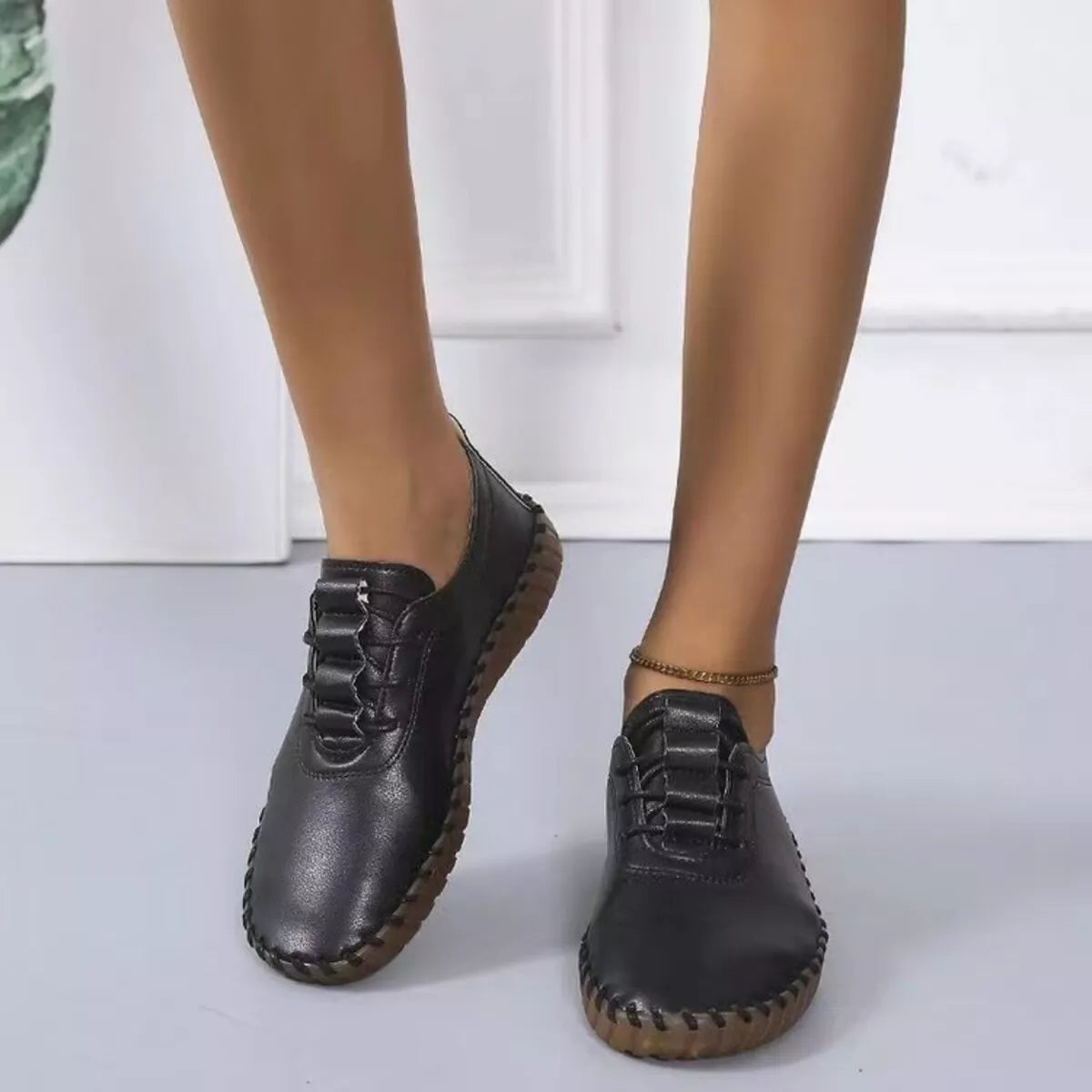 Round Toe Lace Up Sneakers - Black - View 1